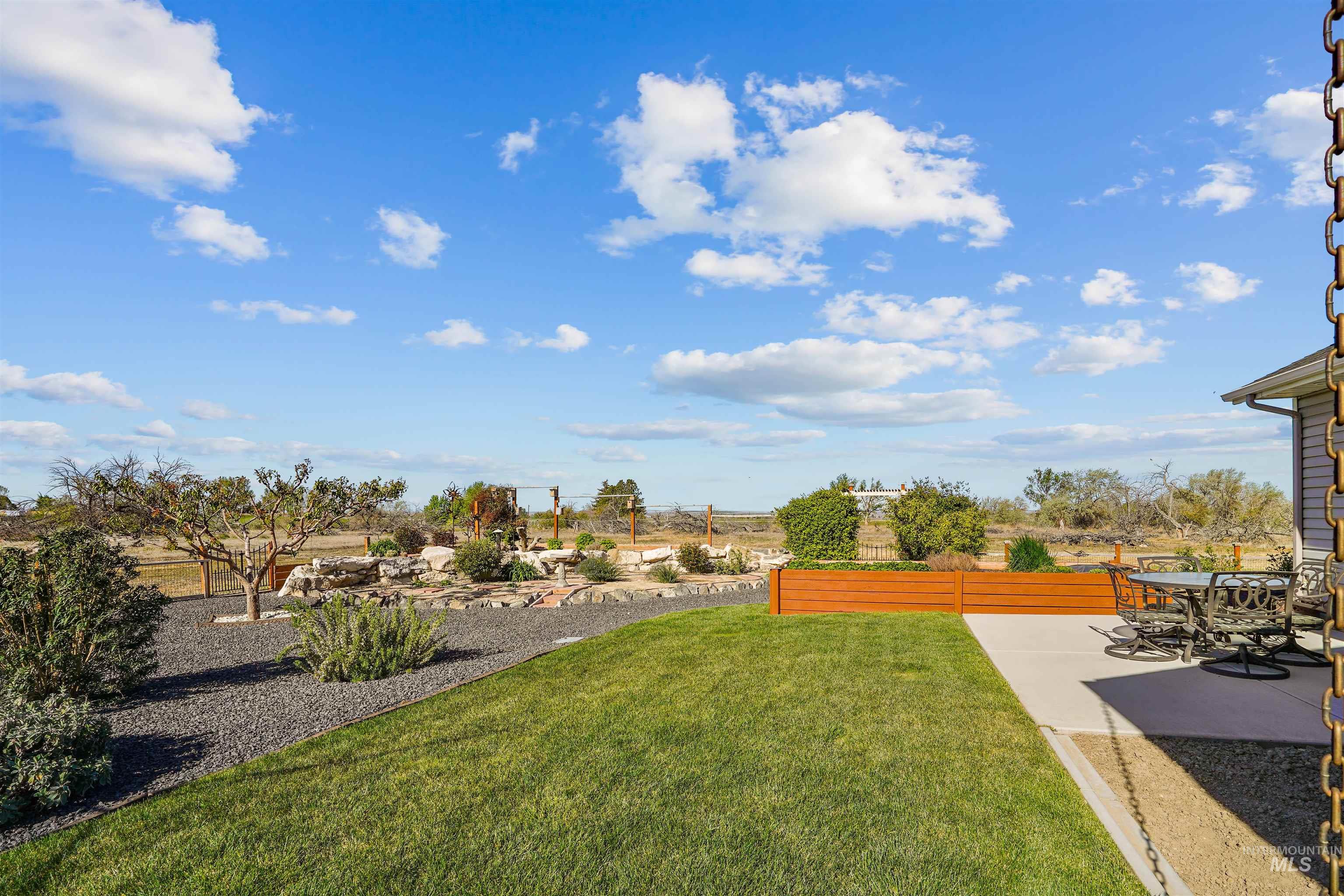 930 Applewood Dr, Buhl, Idaho 83316, 5 Bedrooms, 4 Bathrooms, Residential For Sale, Price $675,000, 98983882