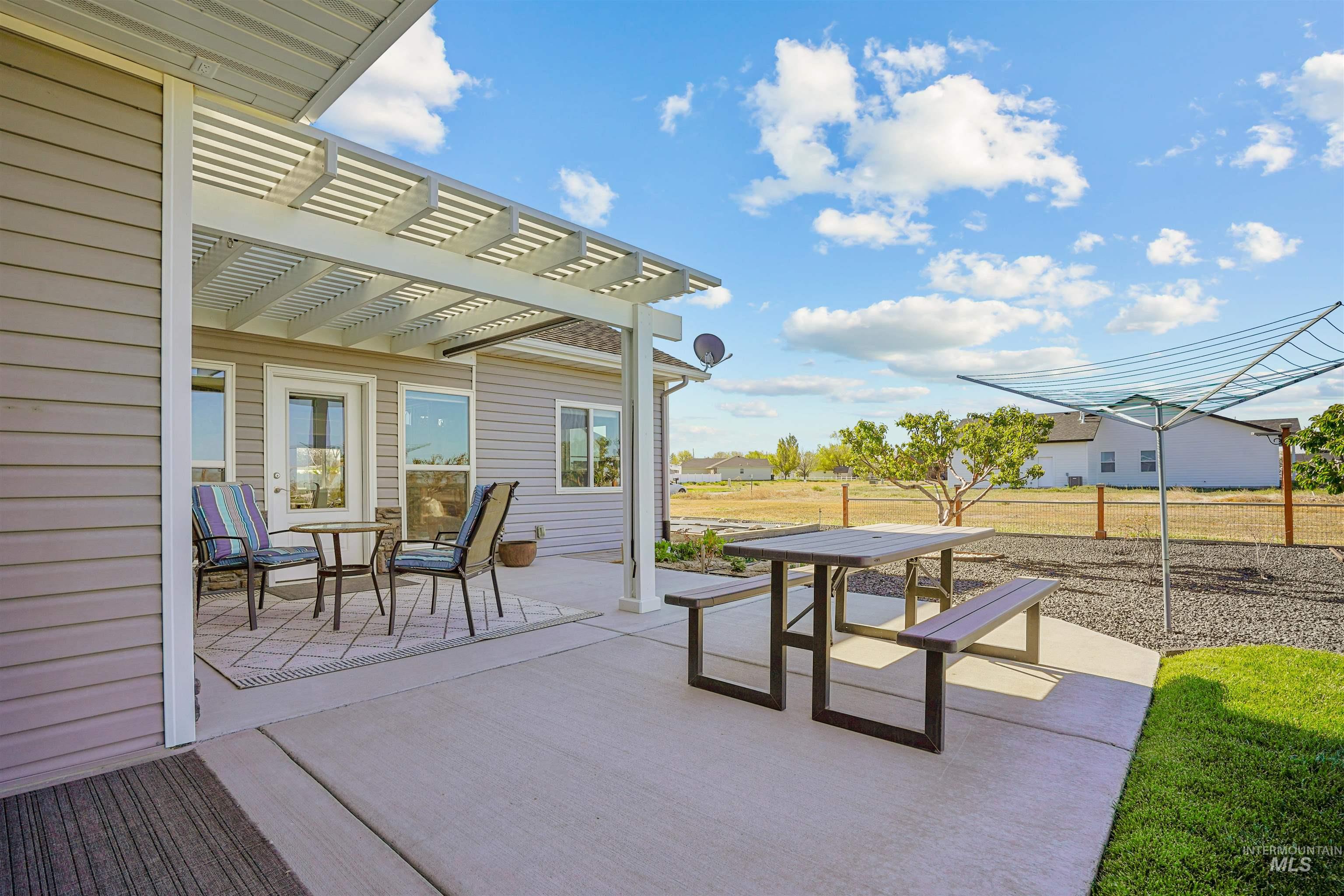 930 Applewood Dr, Buhl, Idaho 83316, 5 Bedrooms, 4 Bathrooms, Residential For Sale, Price $675,000, 98983882