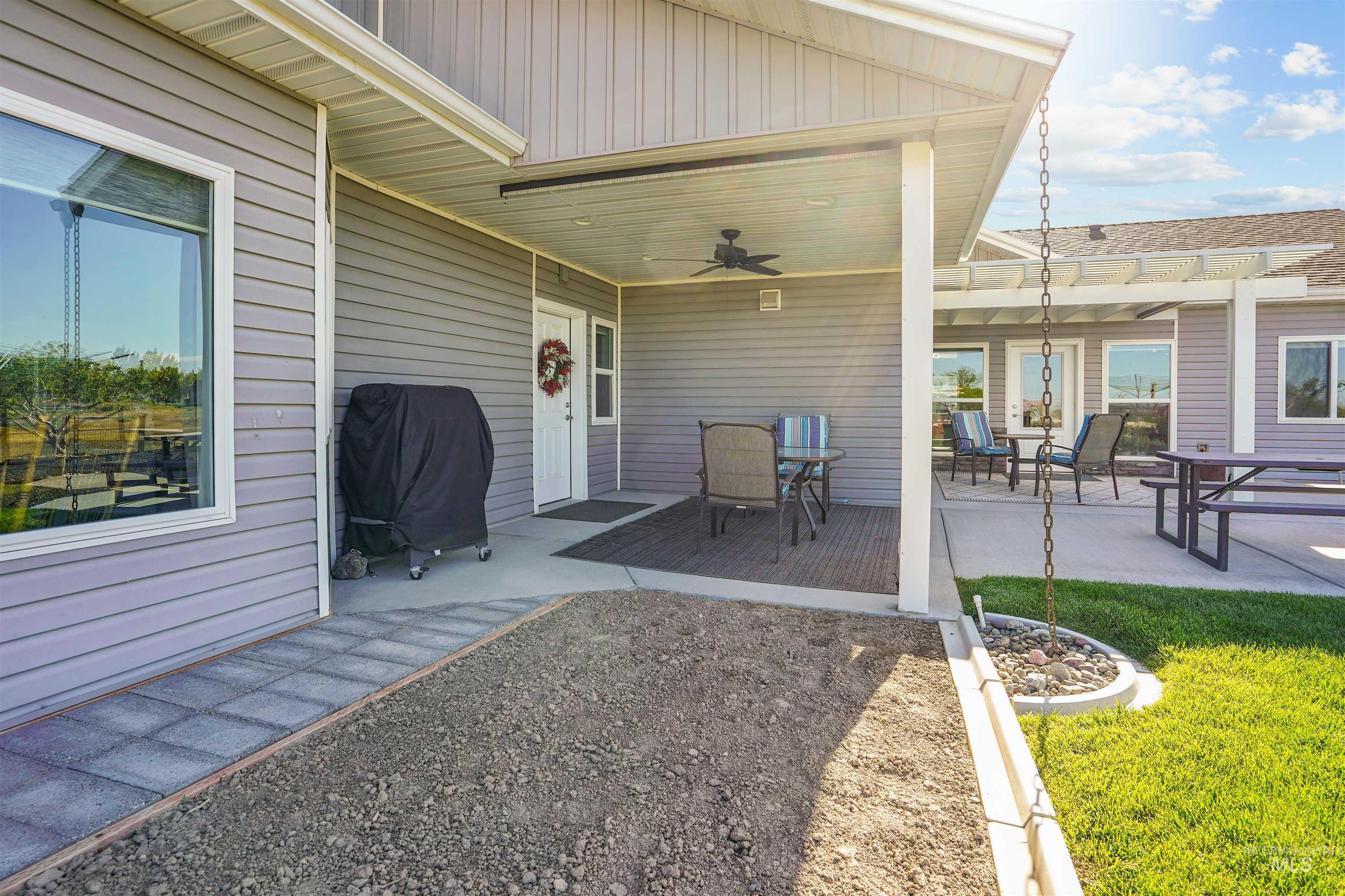 930 Applewood Dr, Buhl, Idaho 83316, 5 Bedrooms, 4 Bathrooms, Residential For Sale, Price $675,000, 98983882