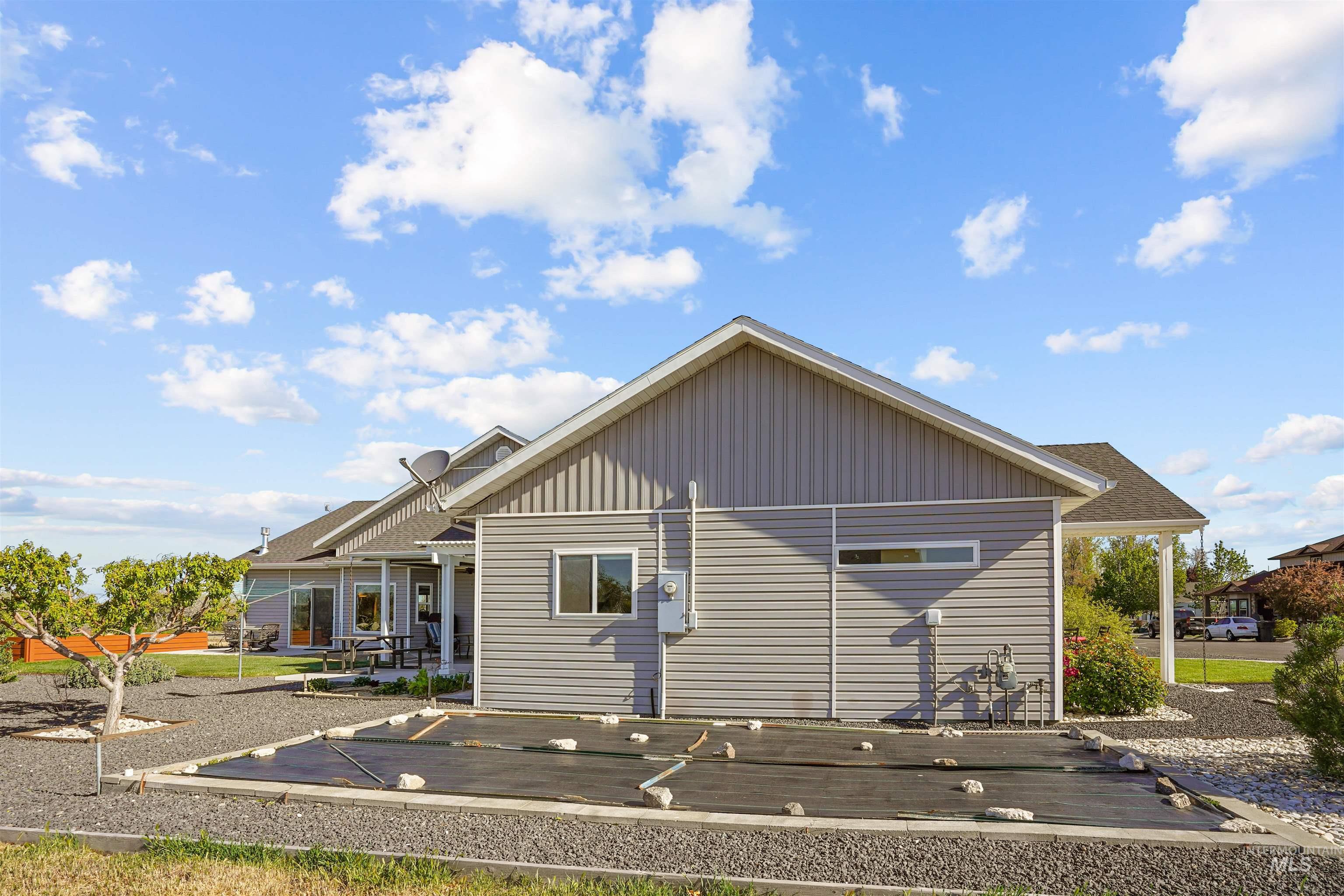 930 Applewood Dr, Buhl, Idaho 83316, 5 Bedrooms, 4 Bathrooms, Residential For Sale, Price $675,000, 98983882