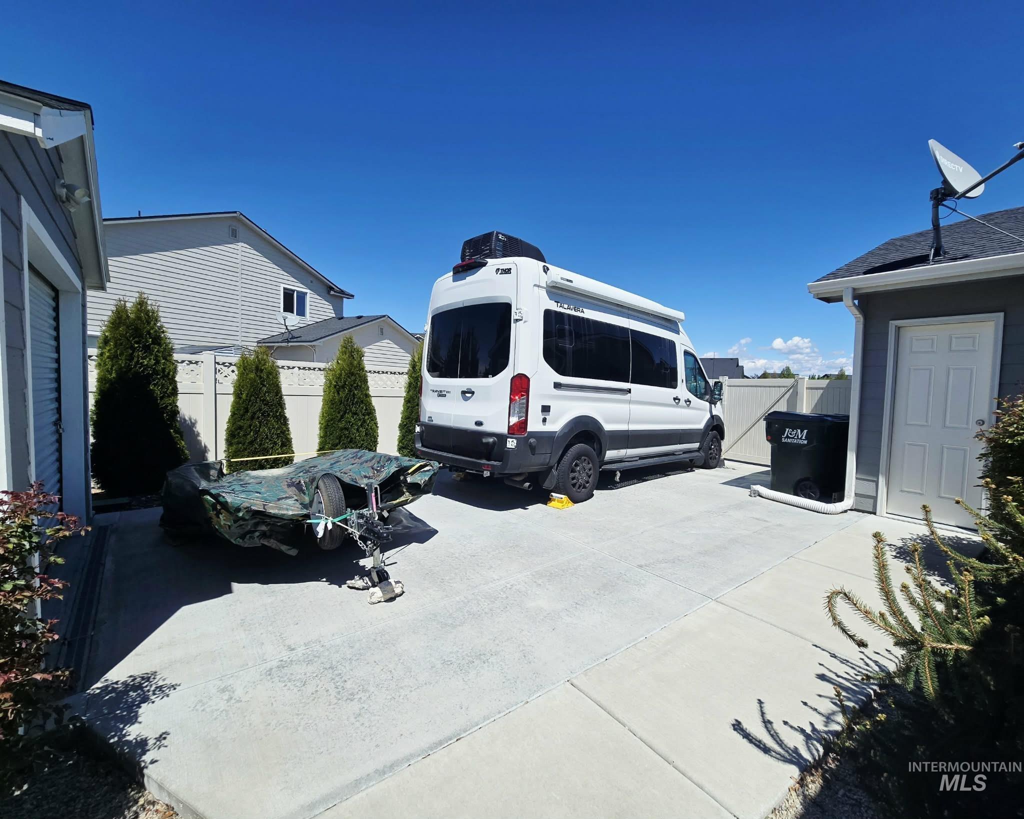 8955 S Red Delicious Ave., Kuna, Idaho 83634, 3 Bedrooms, 2 Bathrooms, Residential For Sale, Price $458,900, 98983883