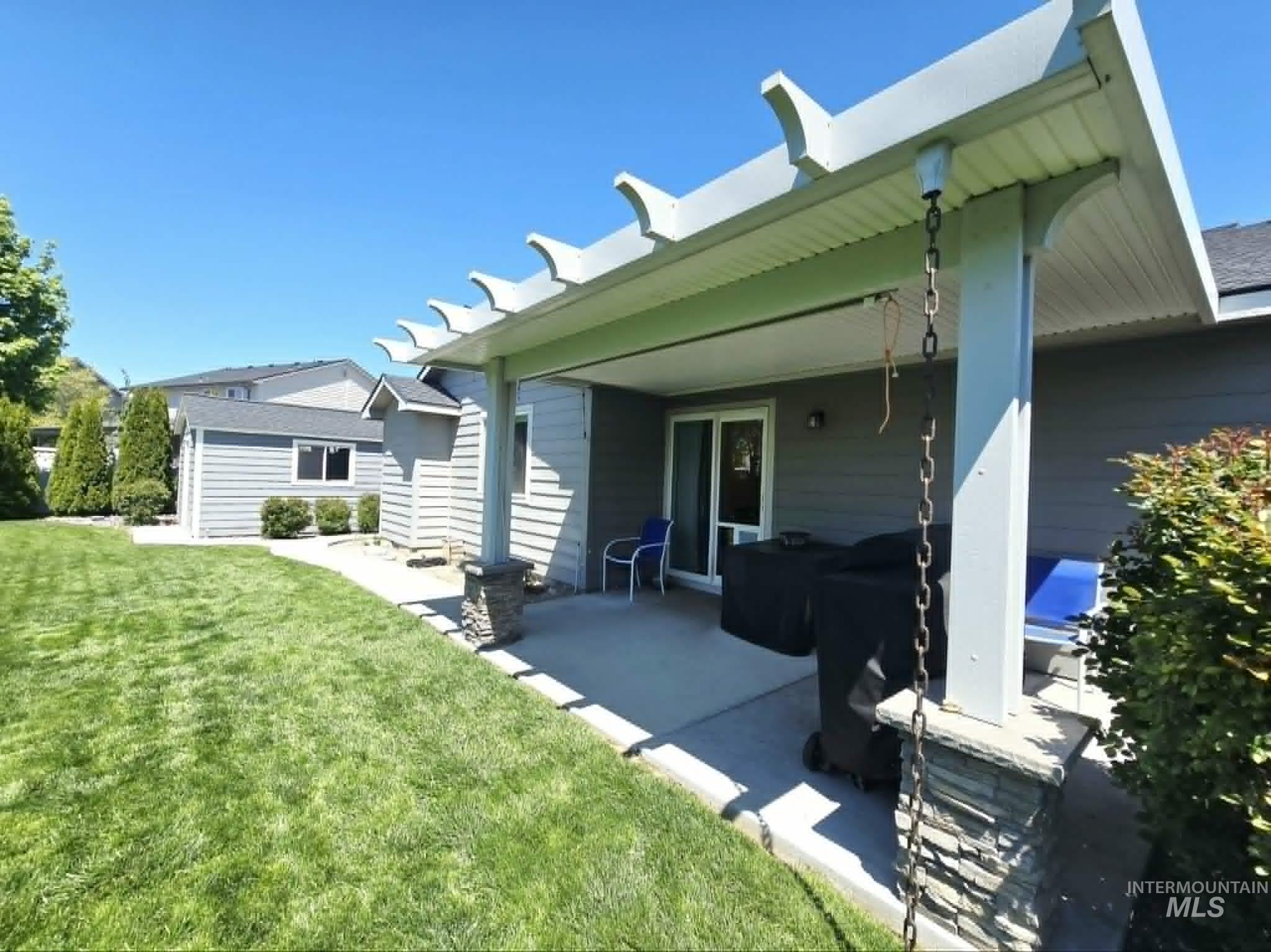 8955 S Red Delicious Ave., Kuna, Idaho 83634, 3 Bedrooms, 2 Bathrooms, Residential For Sale, Price $458,900, 98983883
