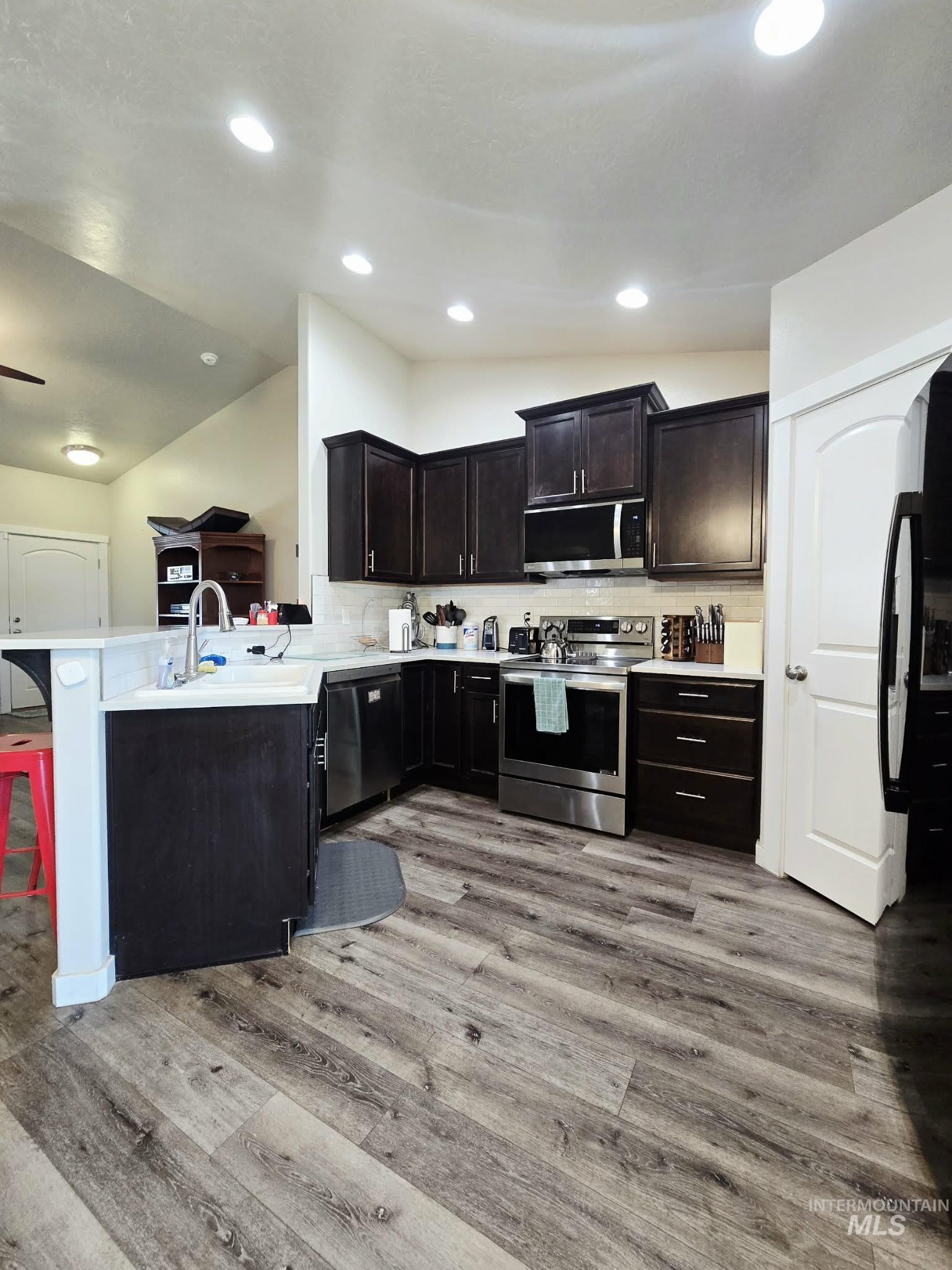 8955 S Red Delicious Ave., Kuna, Idaho 83634, 3 Bedrooms, 2 Bathrooms, Residential For Sale, Price $458,900, 98983883