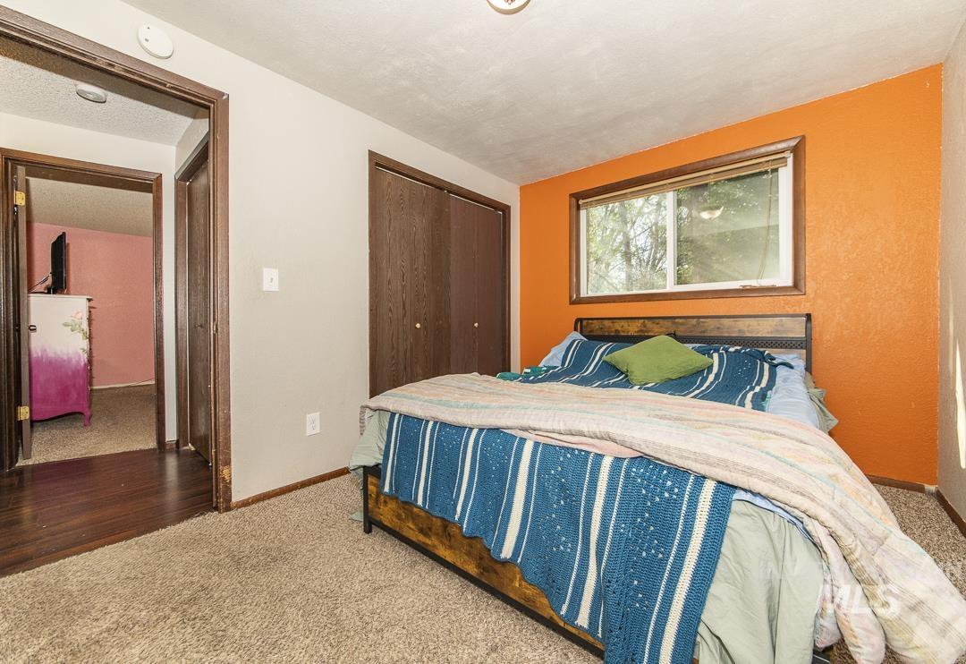 715 S Almond St., Nampa, Idaho 83686, 3 Bedrooms, 2 Bathrooms, Residential For Sale, Price $344,900, 98983886