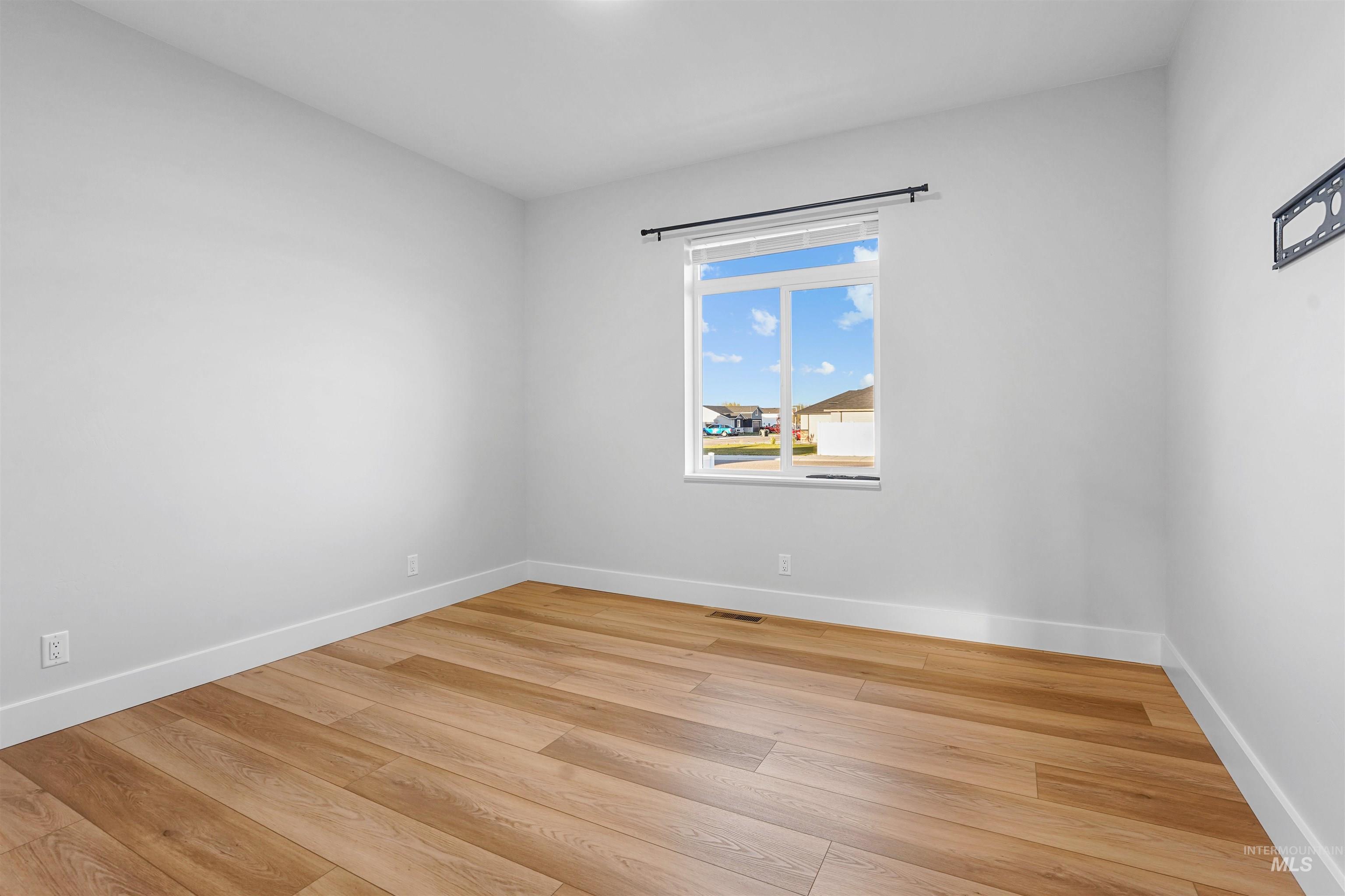 520 Biscotti Loop, Heyburn, Idaho 83336, 4 Bedrooms, 3 Bathrooms, Residential For Sale, Price $630,000, 98983889