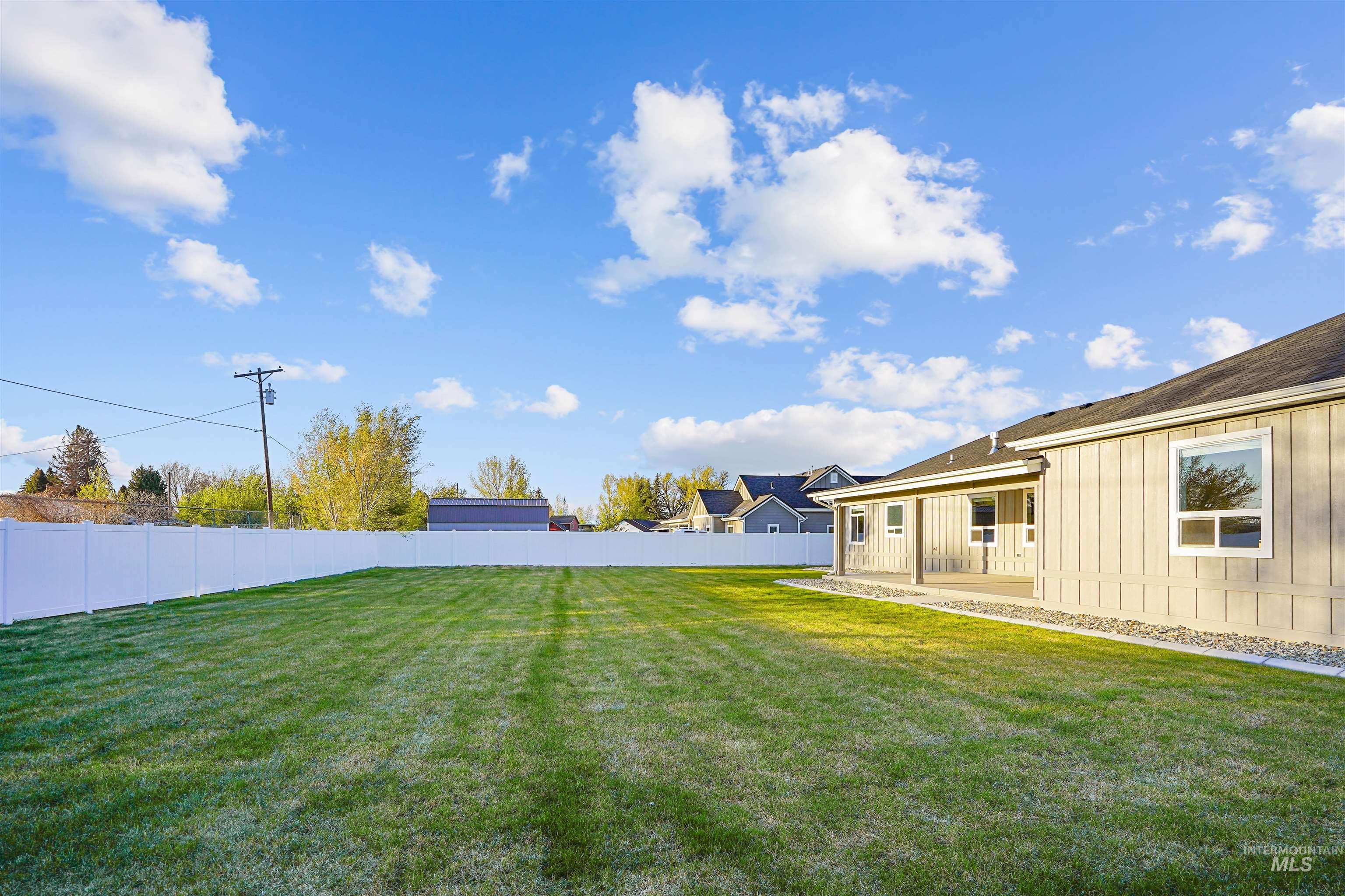 520 Biscotti Loop, Heyburn, Idaho 83336, 4 Bedrooms, 3 Bathrooms, Residential For Sale, Price $630,000, 98983889