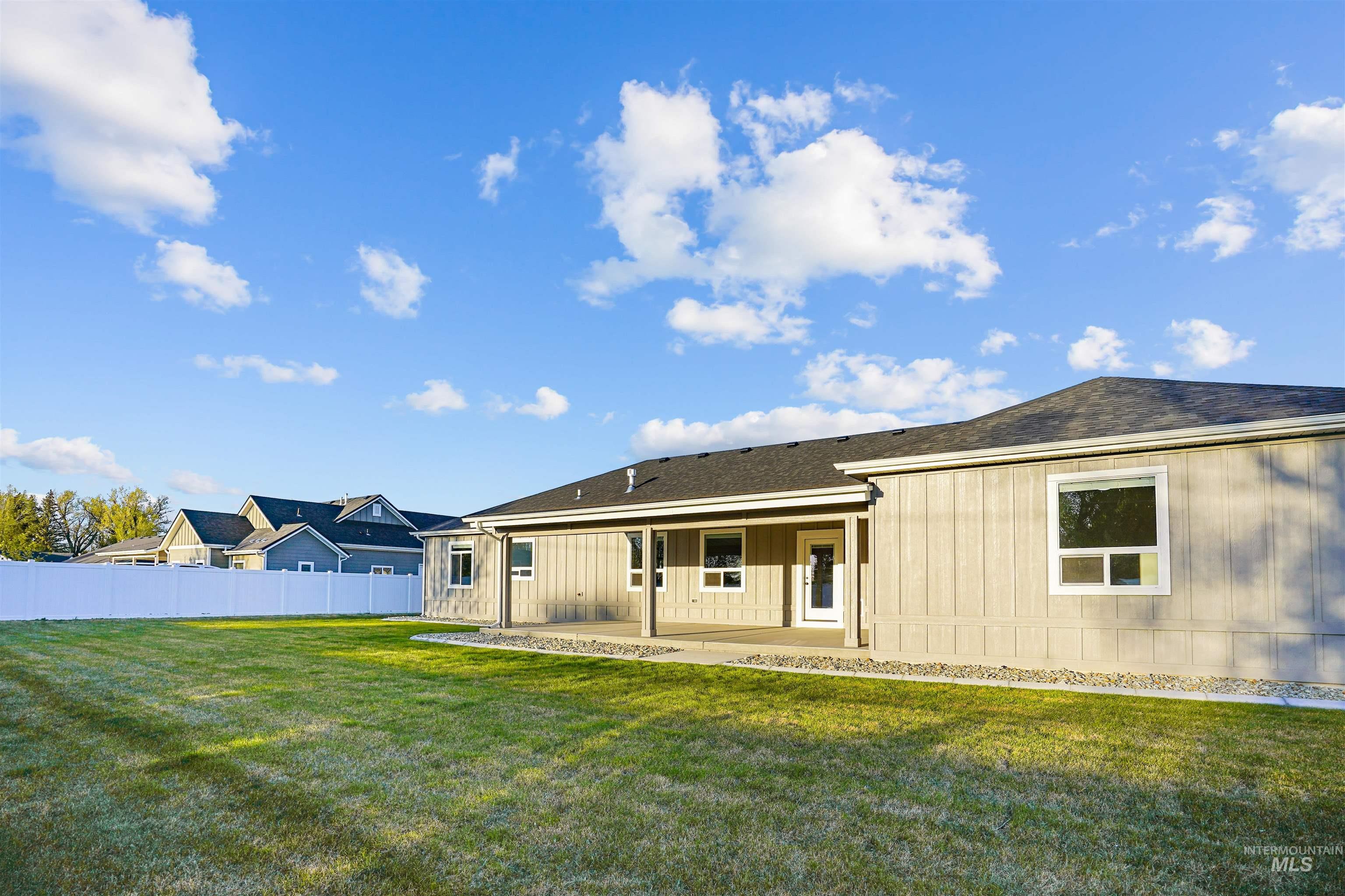 520 Biscotti Loop, Heyburn, Idaho 83336, 4 Bedrooms, 3 Bathrooms, Residential For Sale, Price $630,000, 98983889