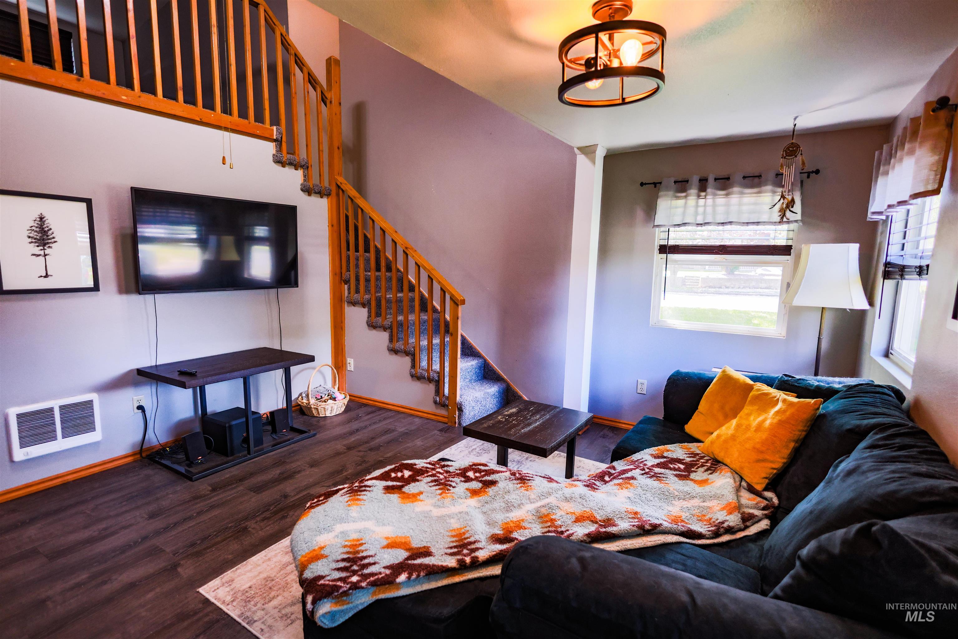 515 8th st, Kamiah, Idaho 83536, 2 Bedrooms, 1 Bathroom, Residential For Sale, Price $239,000, 98983890