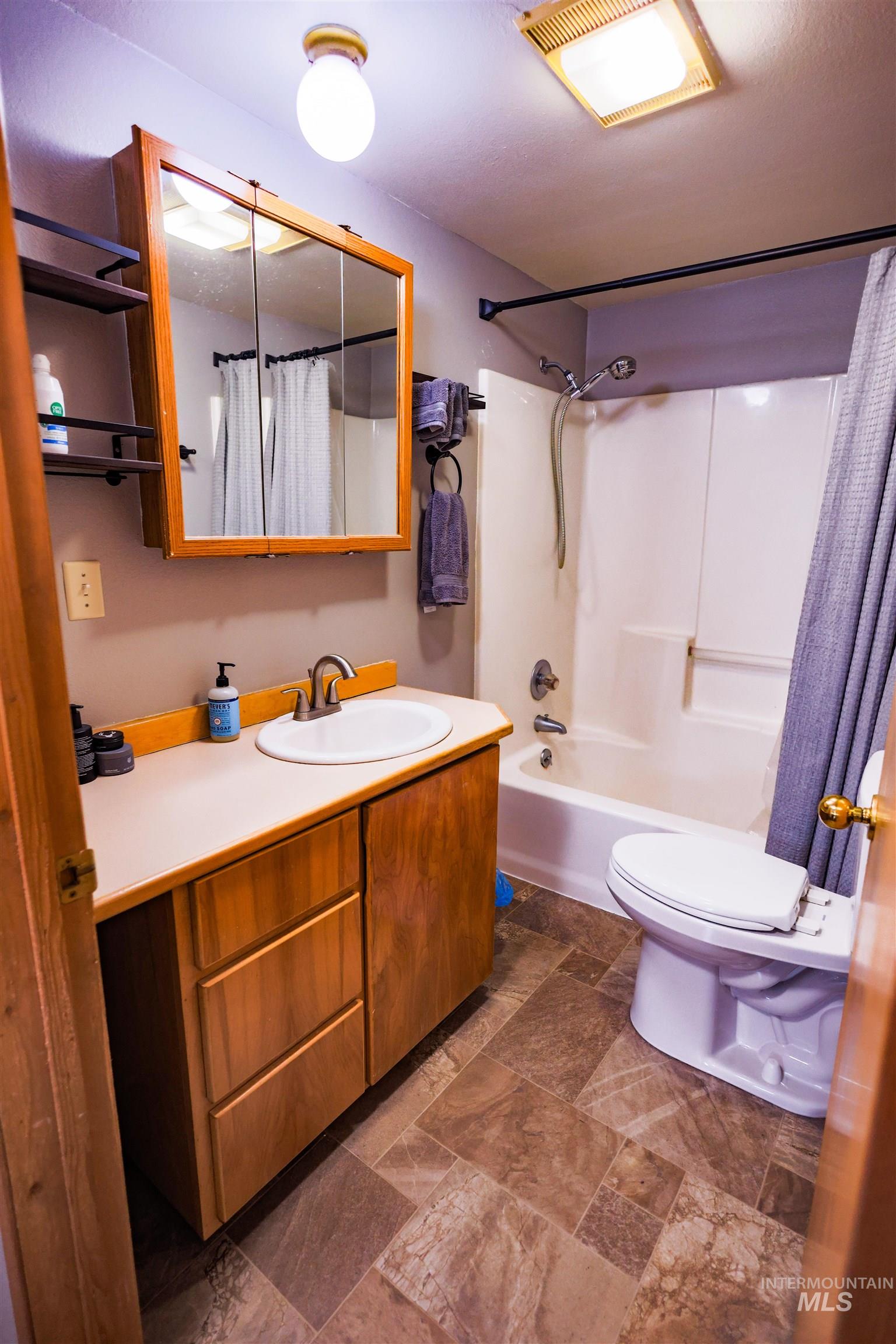 515 8th st, Kamiah, Idaho 83536, 2 Bedrooms, 1 Bathroom, Residential For Sale, Price $239,000, 98983890