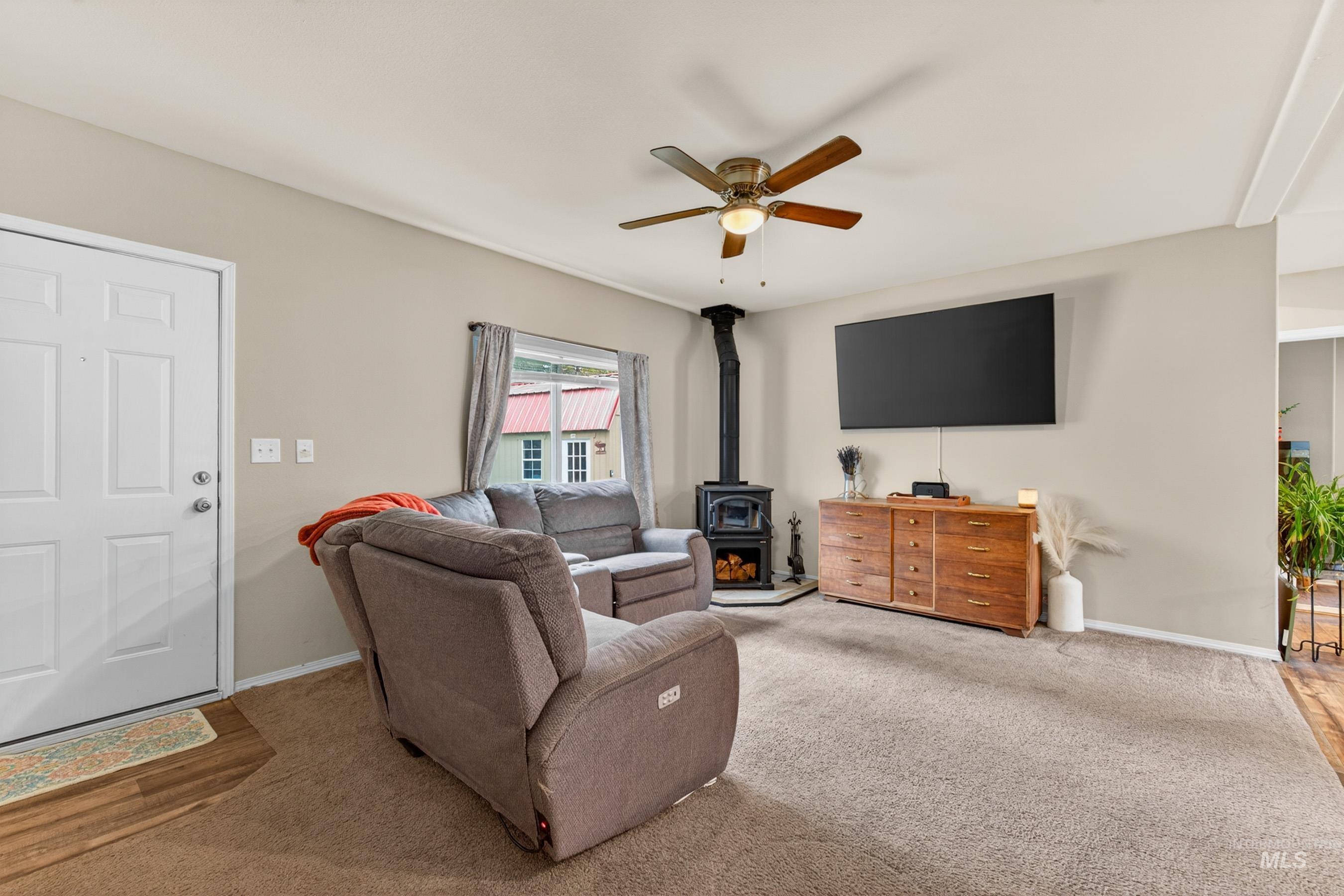 12832 Cascade Dr, Donnelly, Idaho 83615, 3 Bedrooms, 2 Bathrooms, Residential For Sale, Price $430,000,MLS 98983891