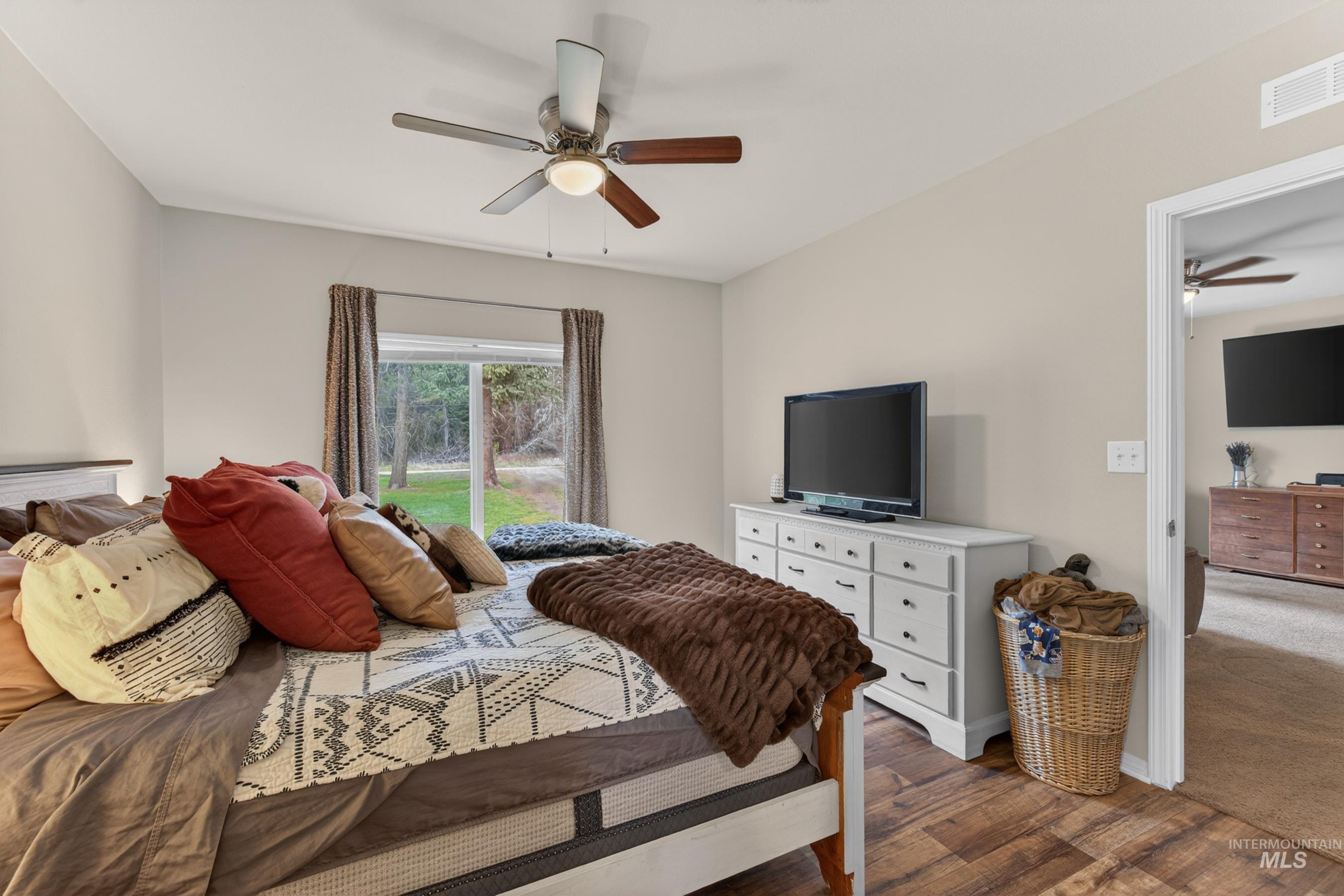 12832 Cascade Dr, Donnelly, Idaho 83615, 3 Bedrooms, 2 Bathrooms, Residential For Sale, Price $430,000,MLS 98983891