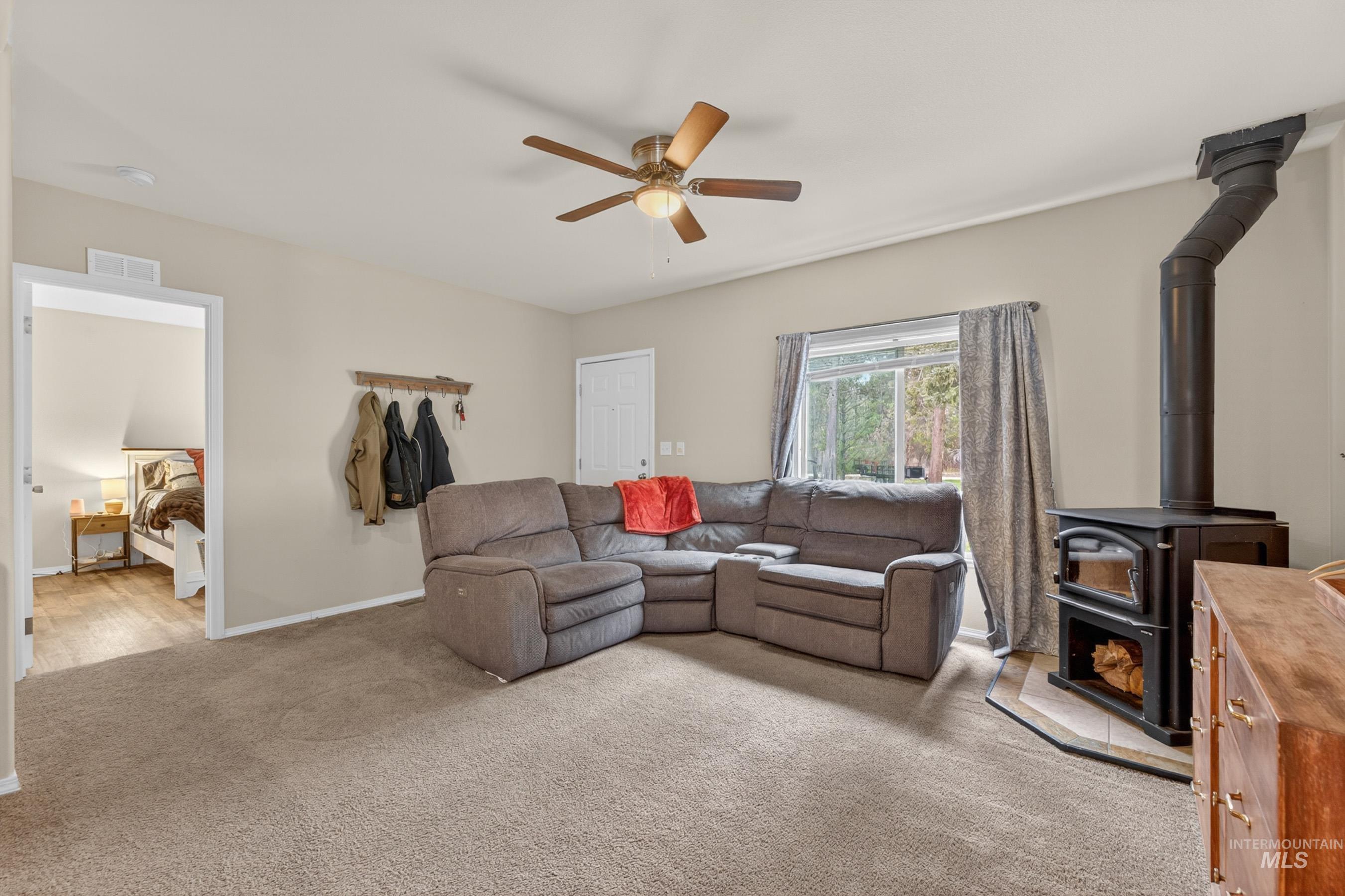 12832 Cascade Dr, Donnelly, Idaho 83615, 3 Bedrooms, 2 Bathrooms, Residential For Sale, Price $430,000,MLS 98983891