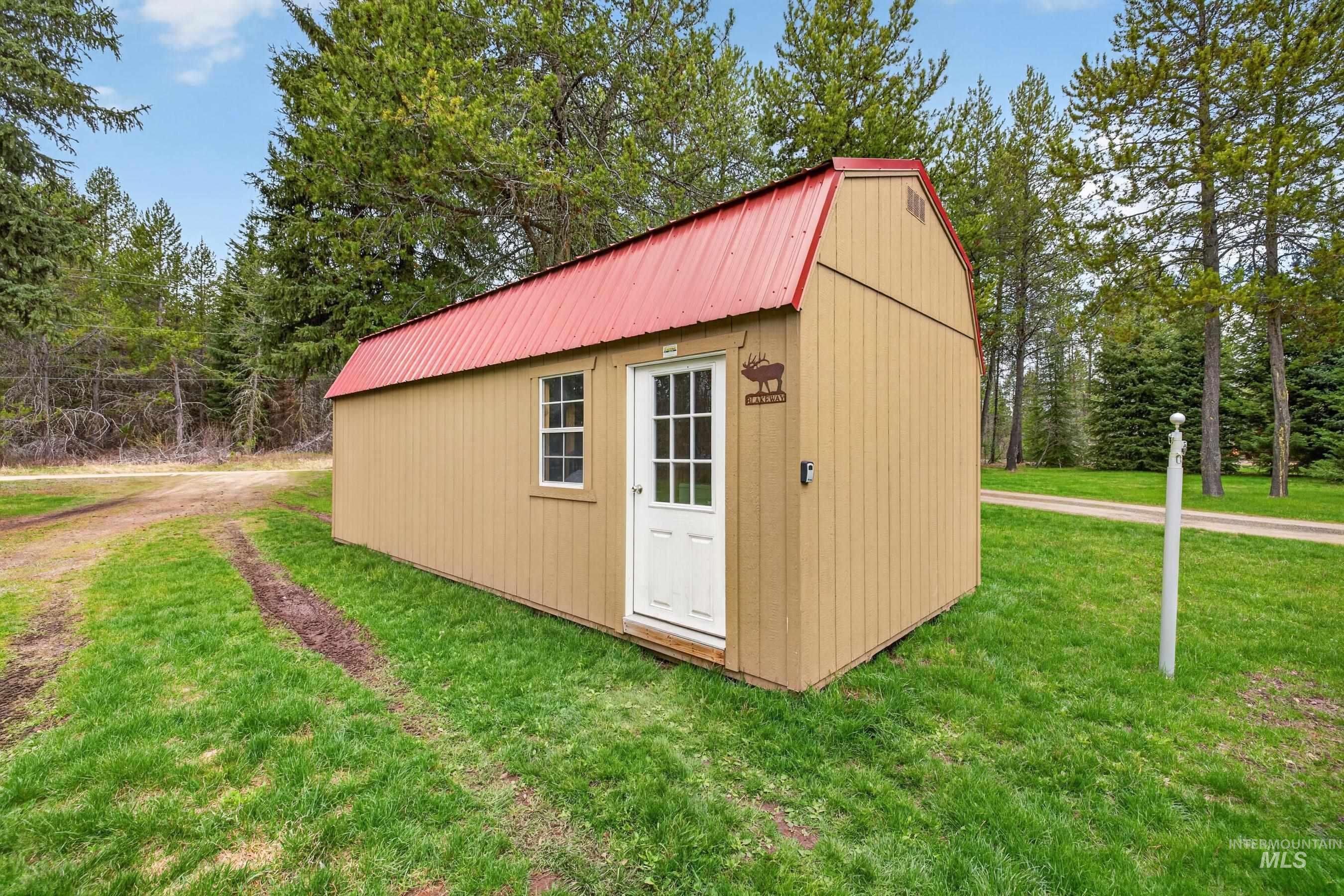 12832 Cascade Dr, Donnelly, Idaho 83615, 3 Bedrooms, 2 Bathrooms, Residential For Sale, Price $430,000,MLS 98983891