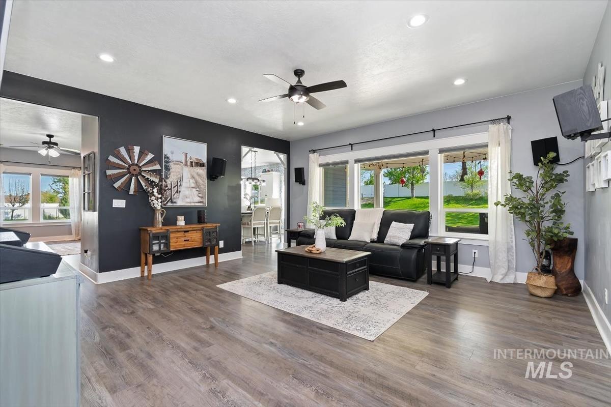 15015 Leon Lane, Caldwell, Idaho 83605, 4 Bedrooms, 2 Bathrooms, Residential For Sale, Price $839,900,MLS 98983892