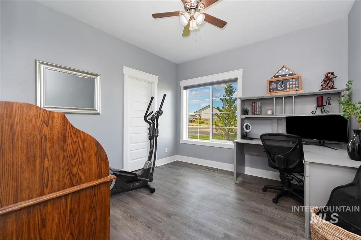 15015 Leon Lane, Caldwell, Idaho 83605, 4 Bedrooms, 2 Bathrooms, Residential For Sale, Price $839,900,MLS 98983892