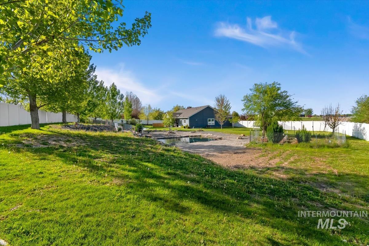 15015 Leon Lane, Caldwell, Idaho 83605, 4 Bedrooms, 2 Bathrooms, Residential For Sale, Price $839,900,MLS 98983892