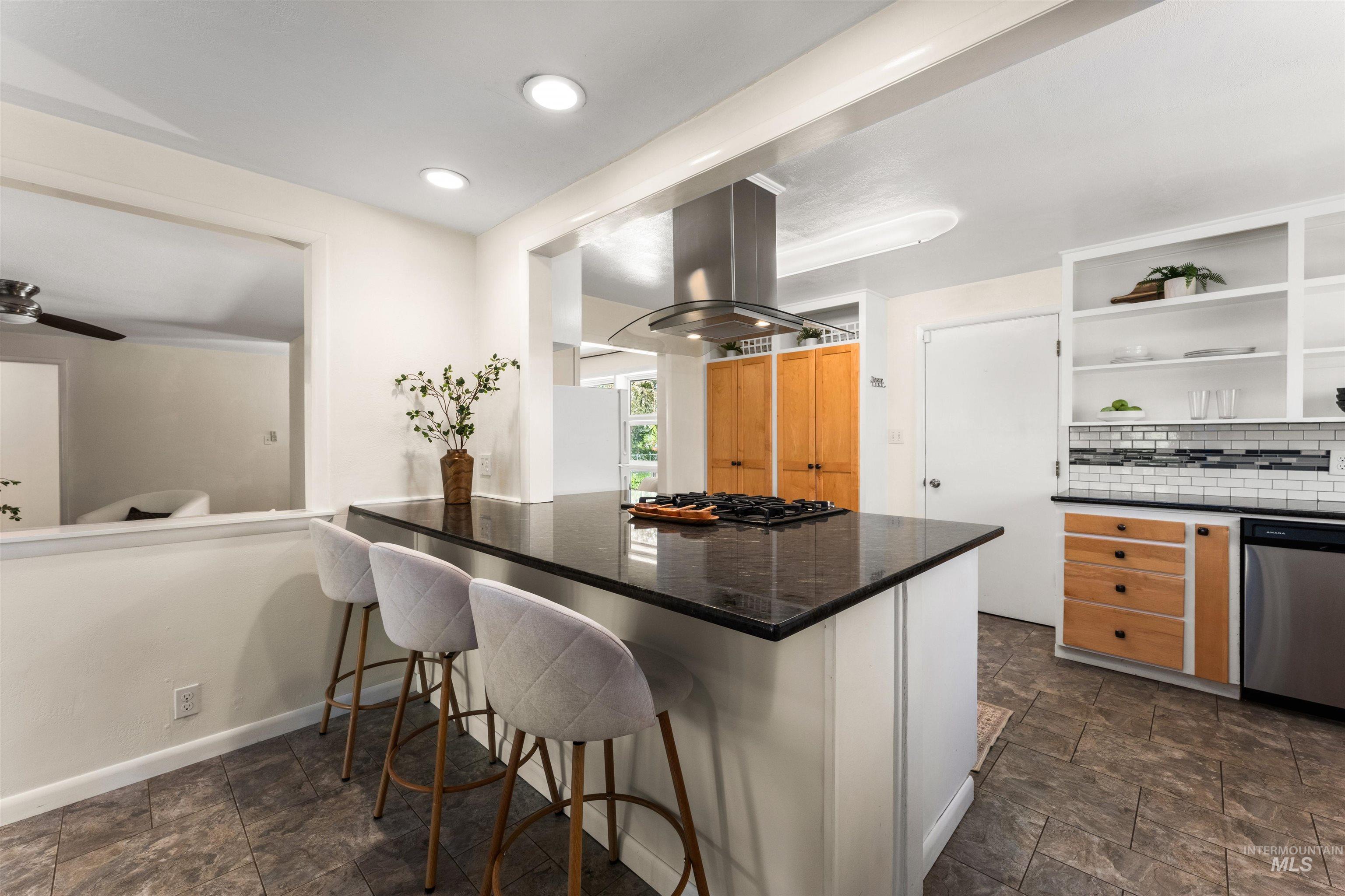 1916 N Larch St, Boise, Idaho 83706, 3 Bedrooms, 2 Bathrooms, Residential For Sale, Price $529,000,MLS 98983893