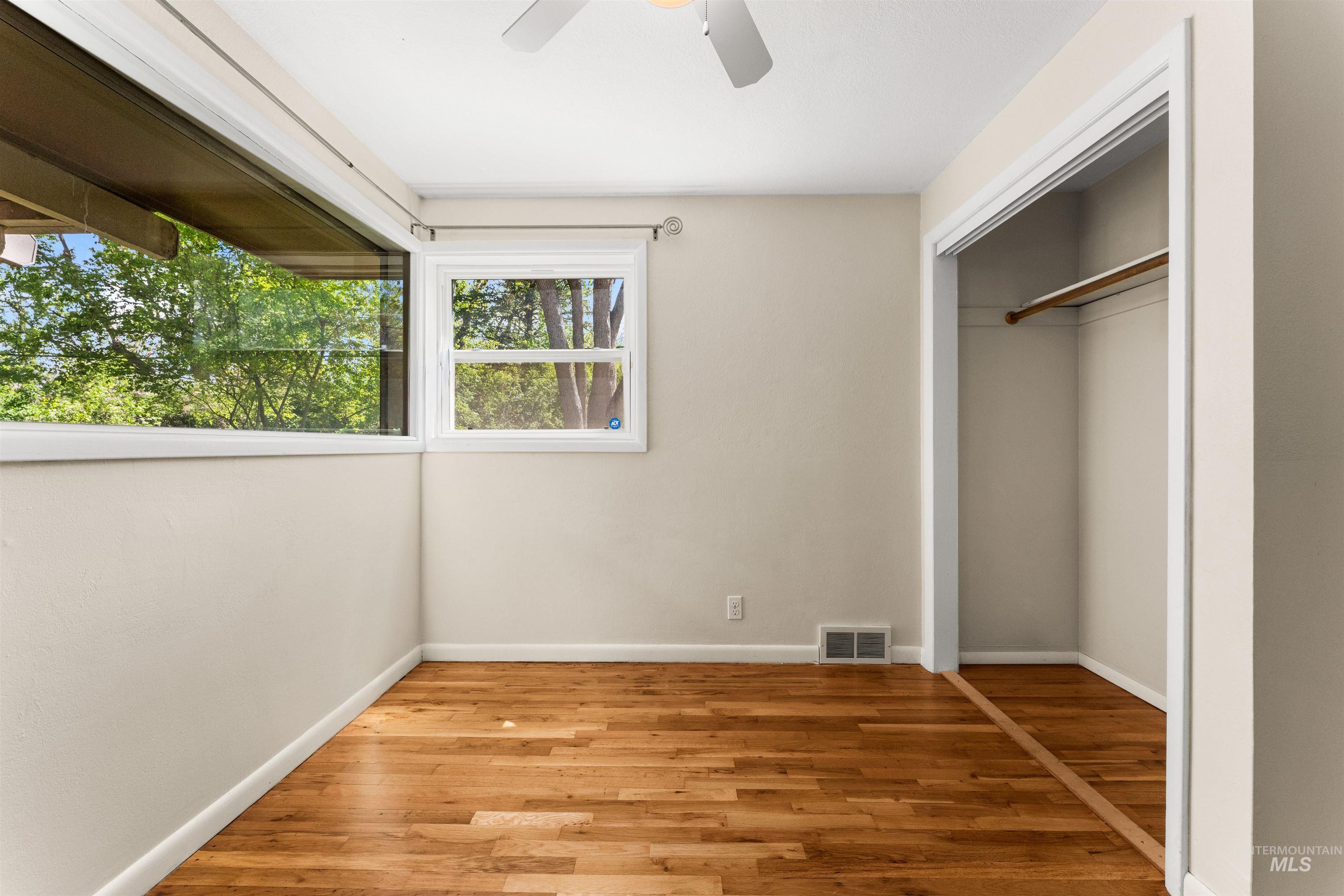 1916 N Larch St, Boise, Idaho 83706, 3 Bedrooms, 2 Bathrooms, Residential For Sale, Price $529,000,MLS 98983893