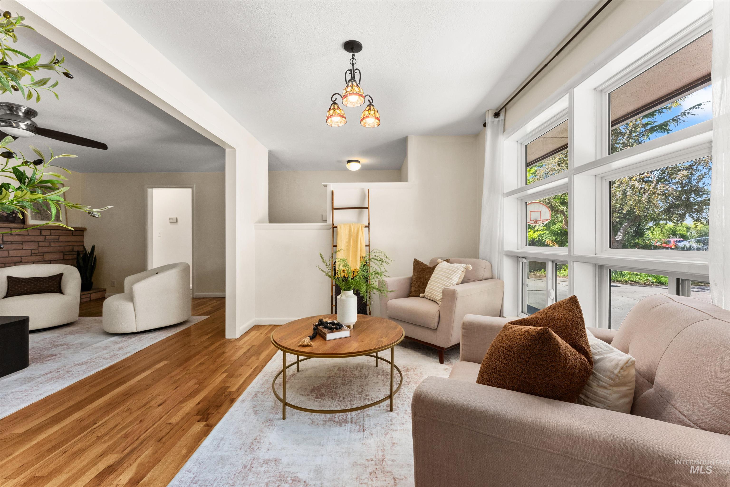 1916 N Larch St, Boise, Idaho 83706, 3 Bedrooms, 2 Bathrooms, Residential For Sale, Price $529,000,MLS 98983893