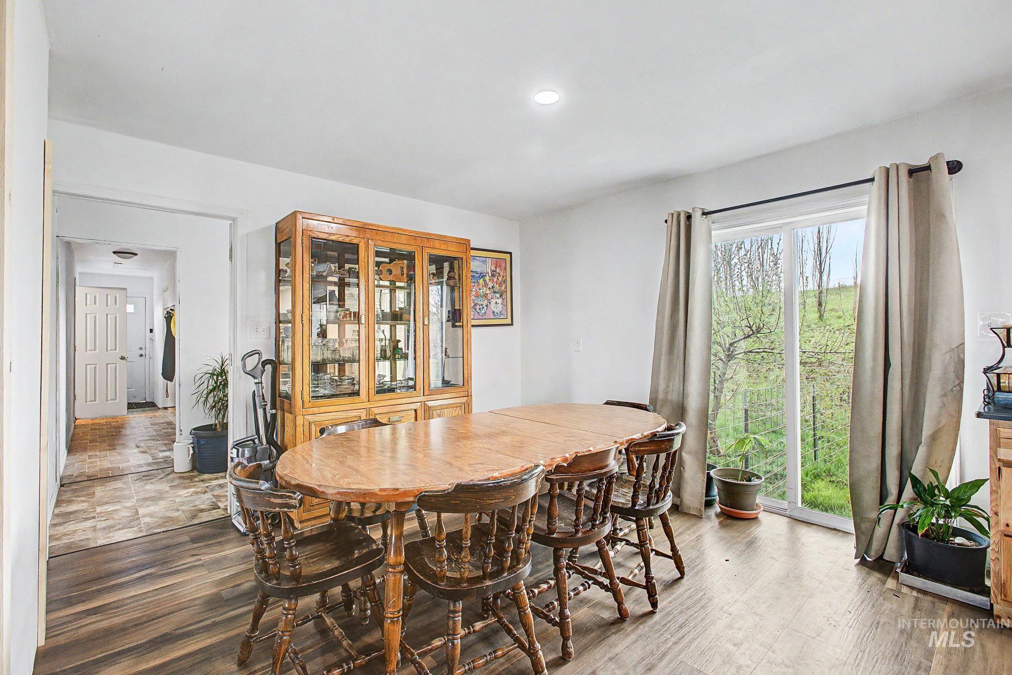 76 Longhaul Rd, Grangeville, Idaho 83530, 6 Bedrooms, 3 Bathrooms, Residential For Sale, Price $499,000, 98983902