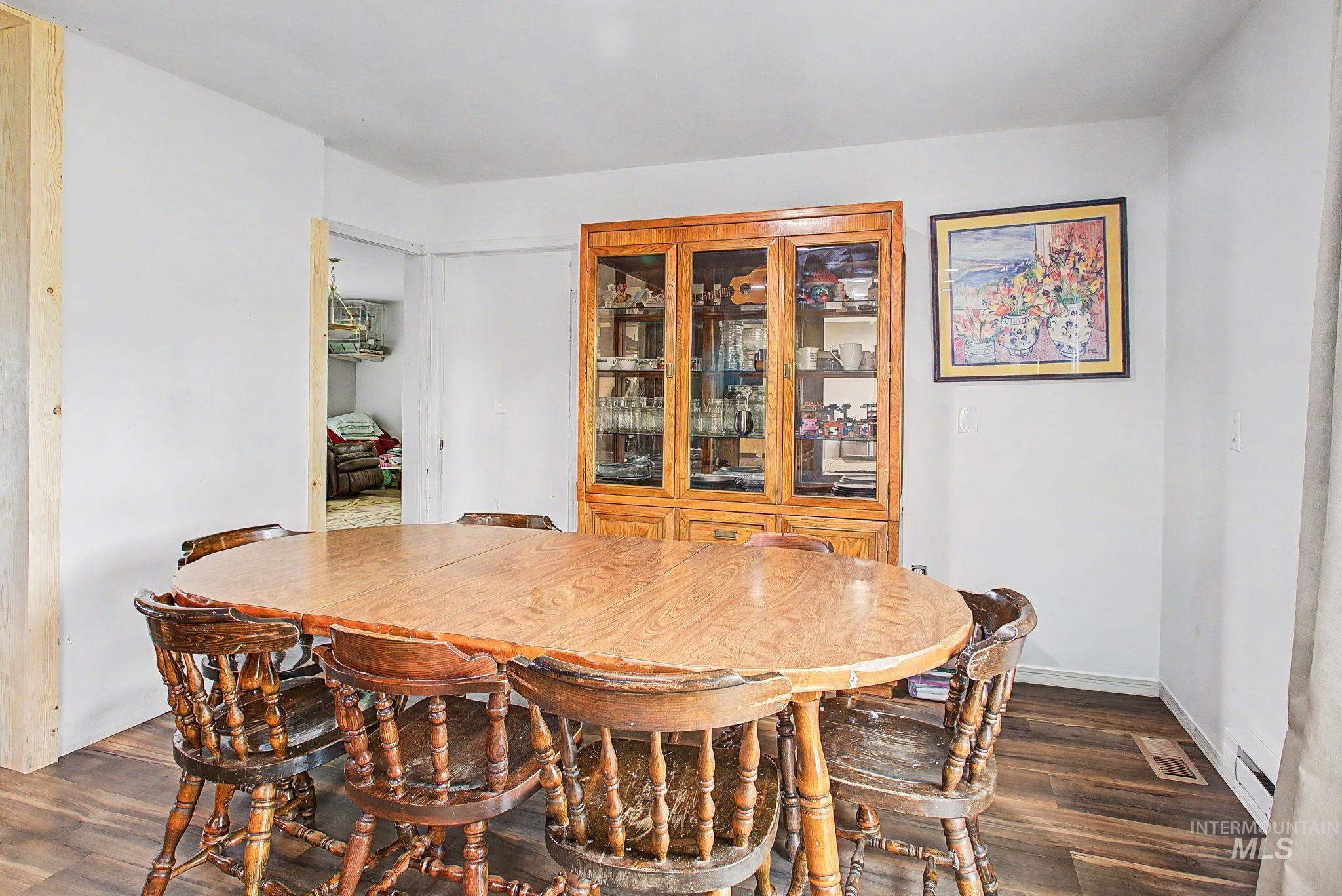 76 Longhaul Rd, Grangeville, Idaho 83530, 6 Bedrooms, 3 Bathrooms, Residential For Sale, Price $499,000, 98983902