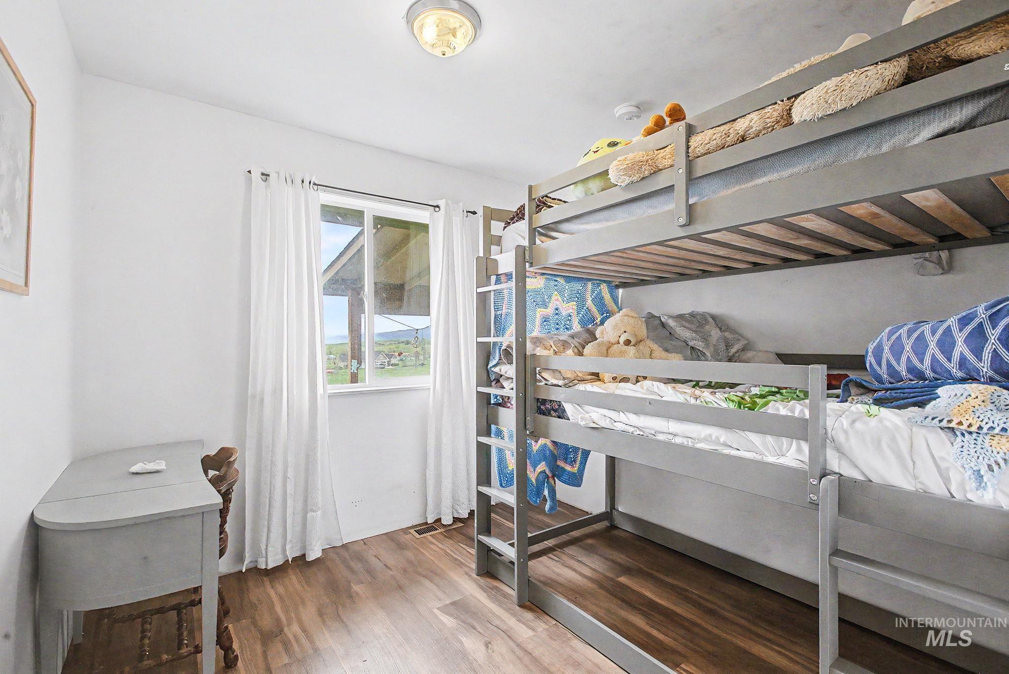 76 Longhaul Rd, Grangeville, Idaho 83530, 6 Bedrooms, 3 Bathrooms, Residential For Sale, Price $499,000, 98983902