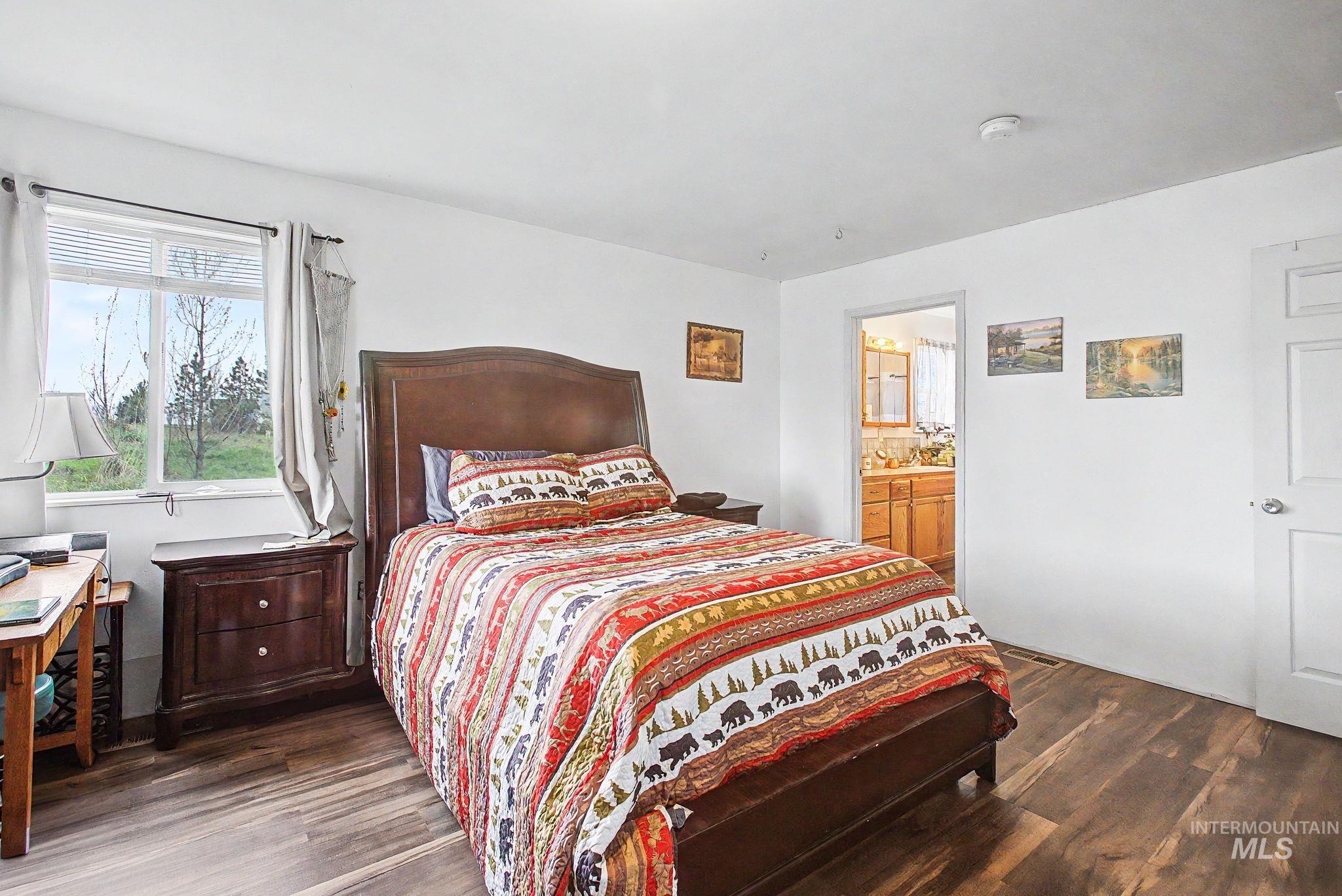 76 Longhaul Rd, Grangeville, Idaho 83530, 6 Bedrooms, 3 Bathrooms, Residential For Sale, Price $499,000, 98983902