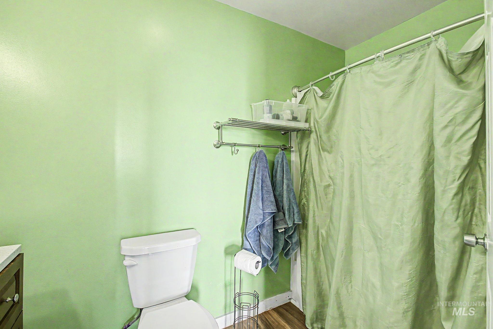 76 Longhaul Rd, Grangeville, Idaho 83530, 6 Bedrooms, 3 Bathrooms, Residential For Sale, Price $499,000, 98983902