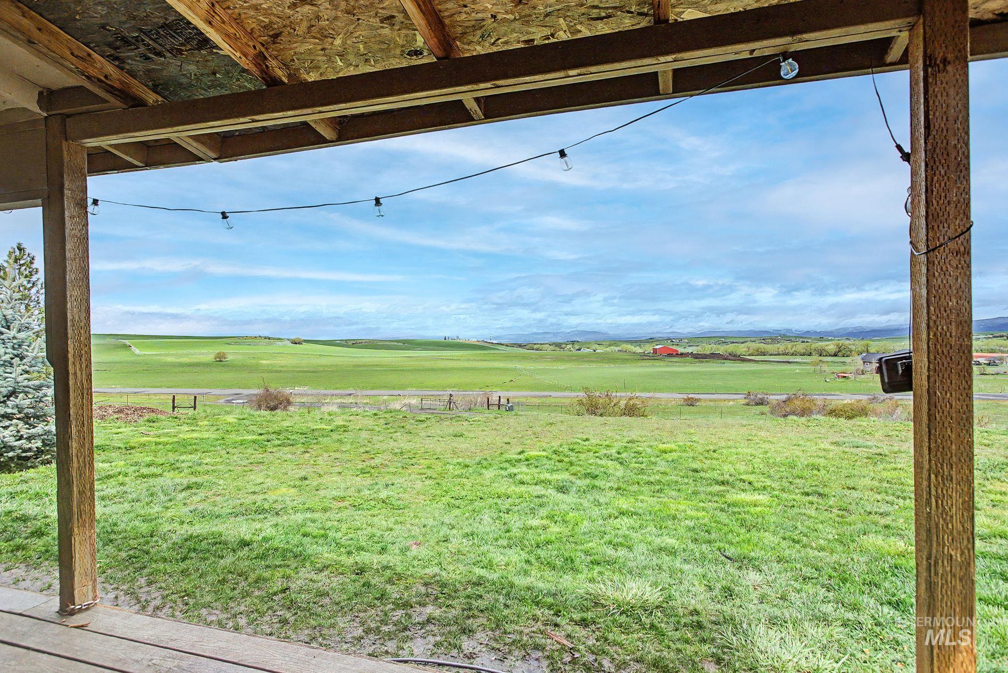 76 Longhaul Rd, Grangeville, Idaho 83530, 6 Bedrooms, 3 Bathrooms, Residential For Sale, Price $499,000, 98983902