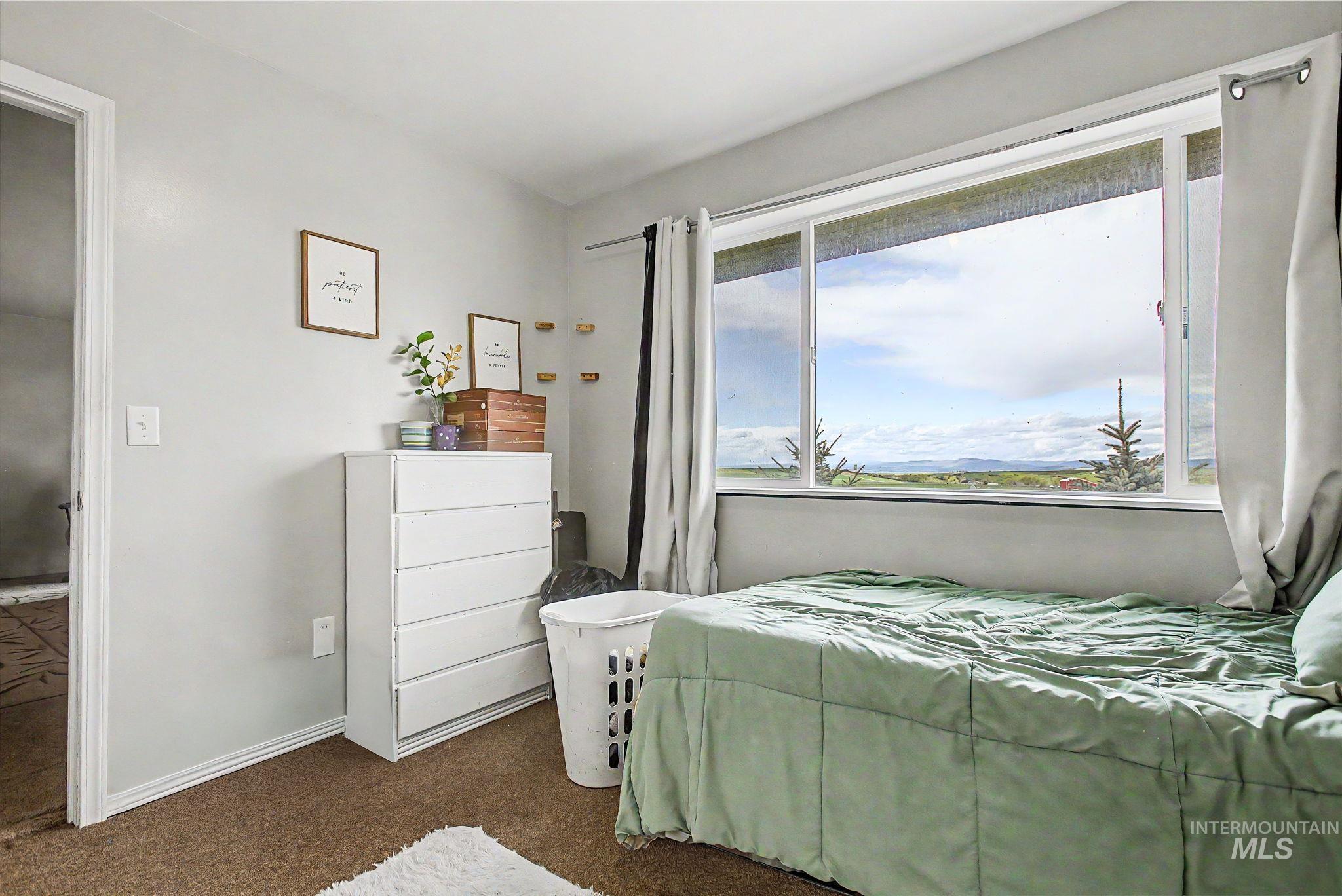 76 Longhaul Rd, Grangeville, Idaho 83530, 6 Bedrooms, 3 Bathrooms, Residential For Sale, Price $499,000, 98983902