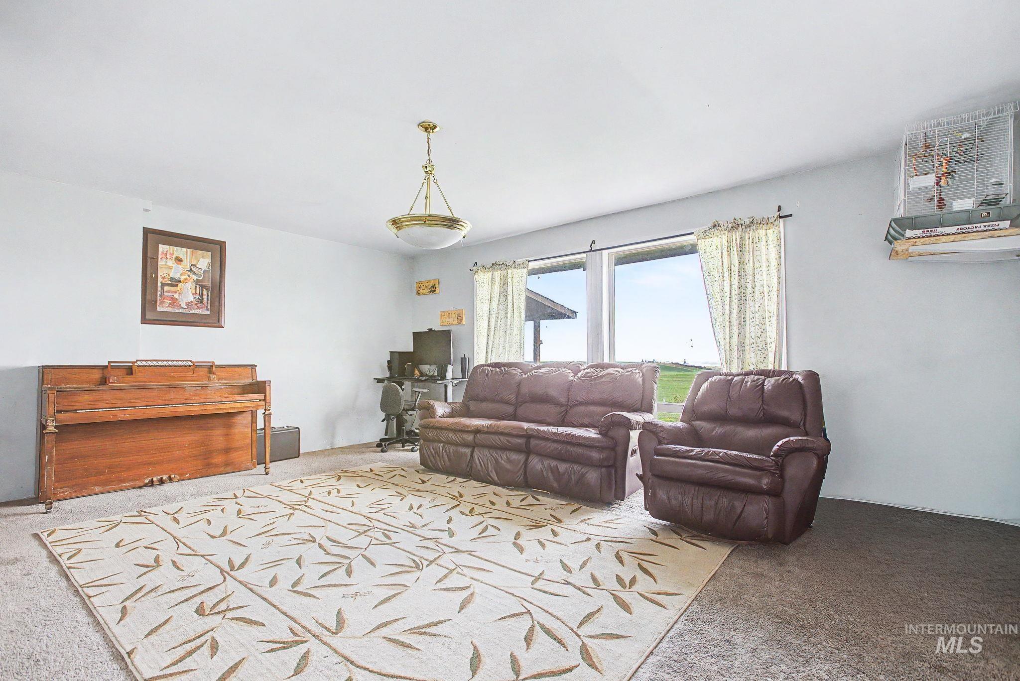 76 Longhaul Rd, Grangeville, Idaho 83530, 6 Bedrooms, 3 Bathrooms, Residential For Sale, Price $499,000, 98983902