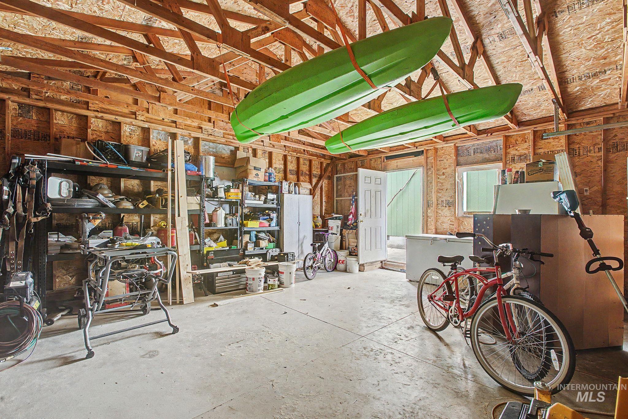 76 Longhaul Rd, Grangeville, Idaho 83530, 6 Bedrooms, 3 Bathrooms, Residential For Sale, Price $499,000, 98983902