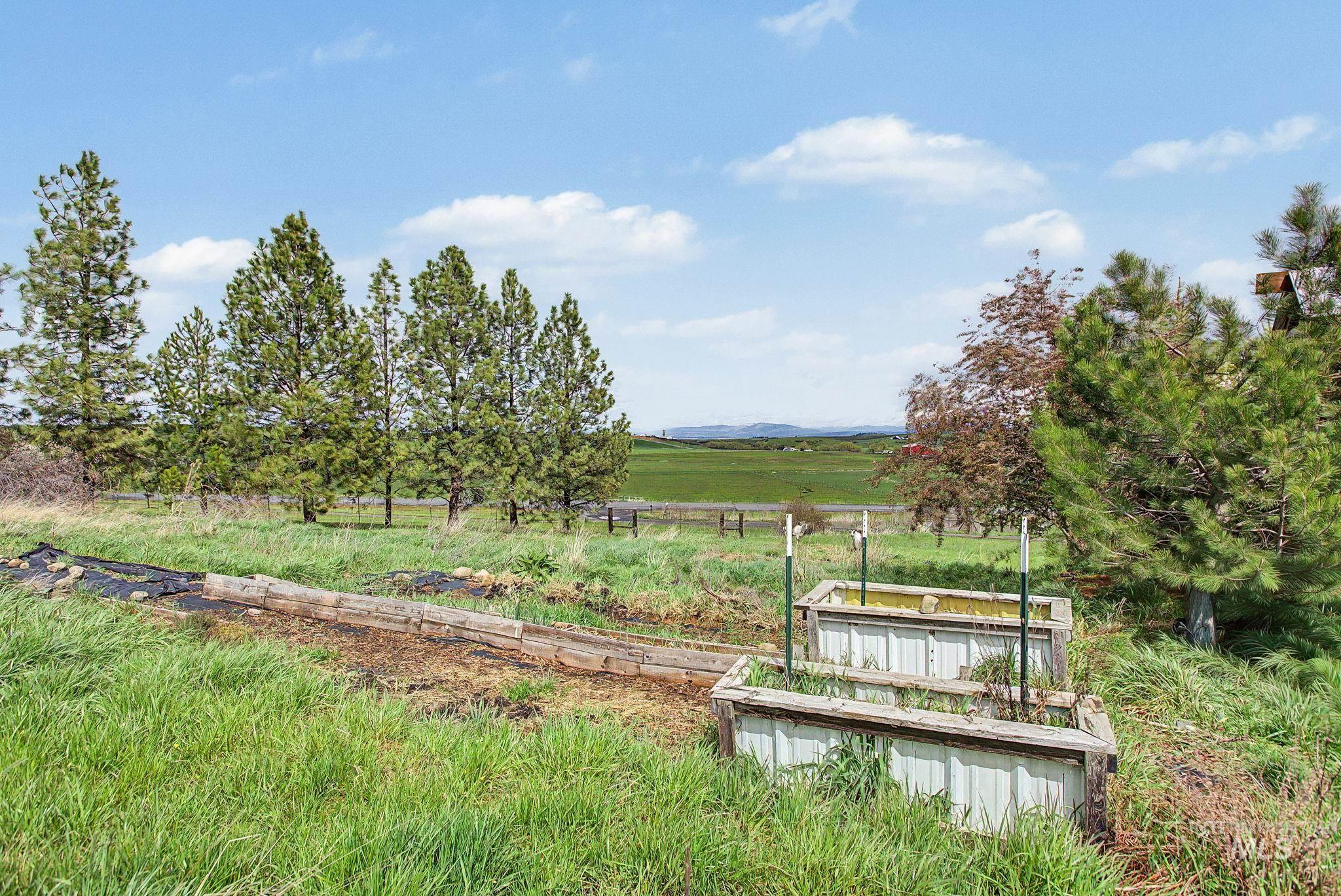 76 Longhaul Rd, Grangeville, Idaho 83530, 6 Bedrooms, 3 Bathrooms, Residential For Sale, Price $499,000, 98983902