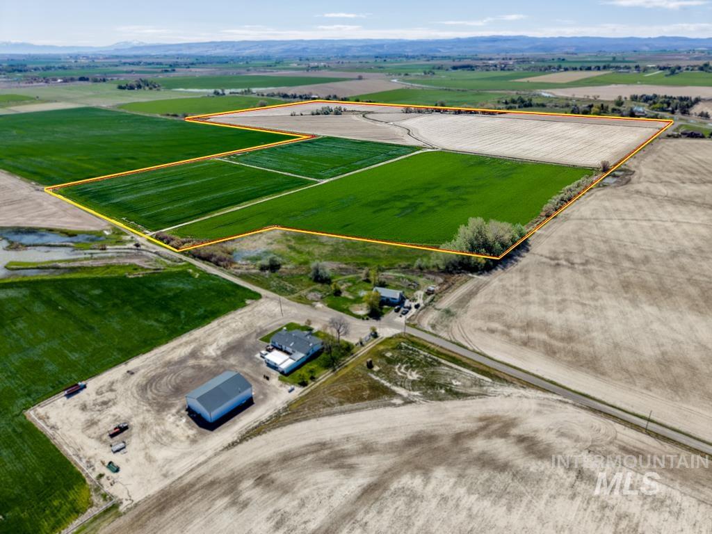 3046 E 3500 N, Twin Falls, Idaho 83301, 5 Bedrooms, 2 Bathrooms, Farm & Ranch For Sale, Price $2,350,000,MLS 98983904