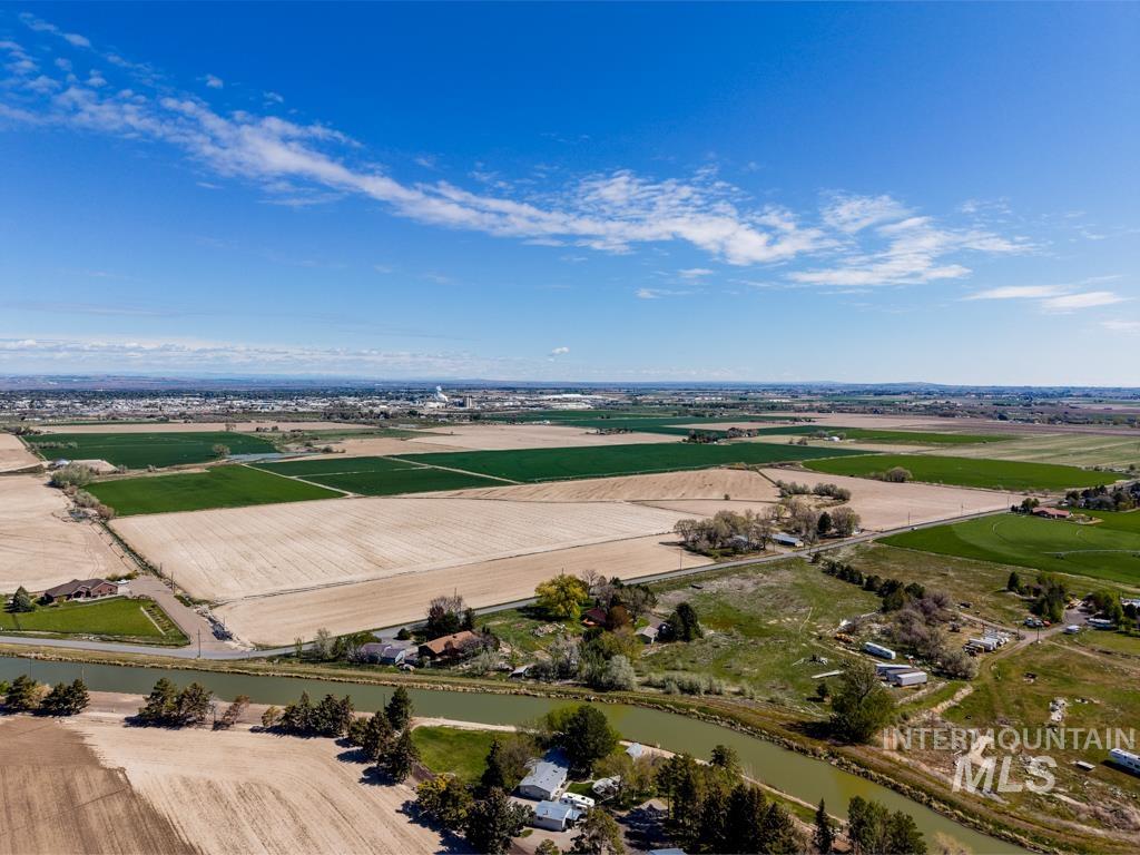 3046 E 3500 N, Twin Falls, Idaho 83301, 5 Bedrooms, 2 Bathrooms, Farm & Ranch For Sale, Price $2,350,000,MLS 98983904