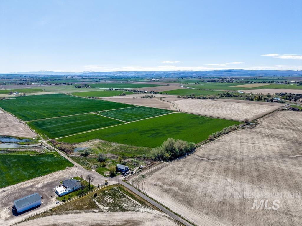 3046 E 3500 N, Twin Falls, Idaho 83301, 5 Bedrooms, 2 Bathrooms, Farm & Ranch For Sale, Price $2,350,000,MLS 98983904