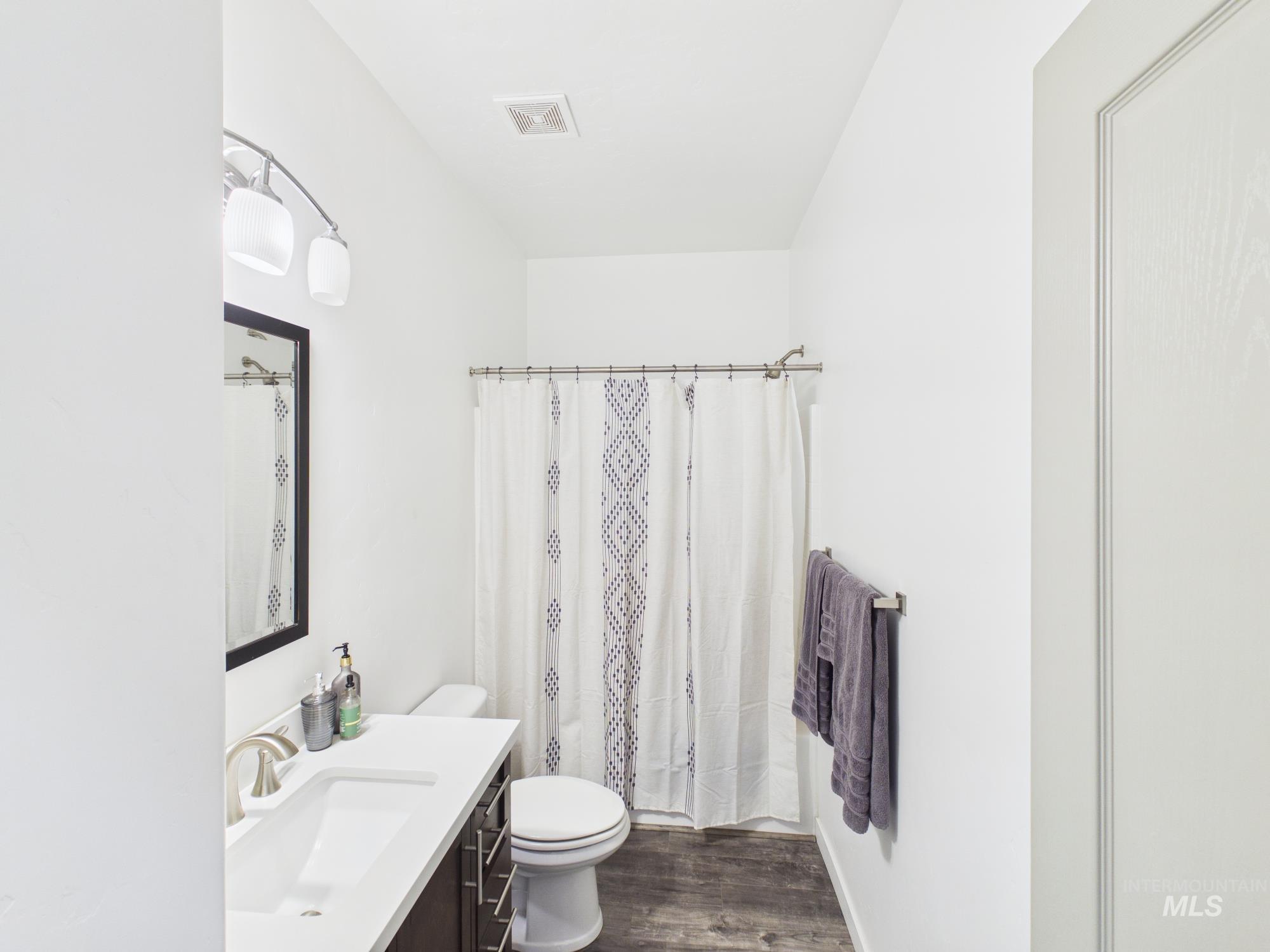 2130 W Claira Rd, Nampa, Idaho 83651, 3 Bedrooms, 2 Bathrooms, Residential For Sale, Price $379,000, 98983905