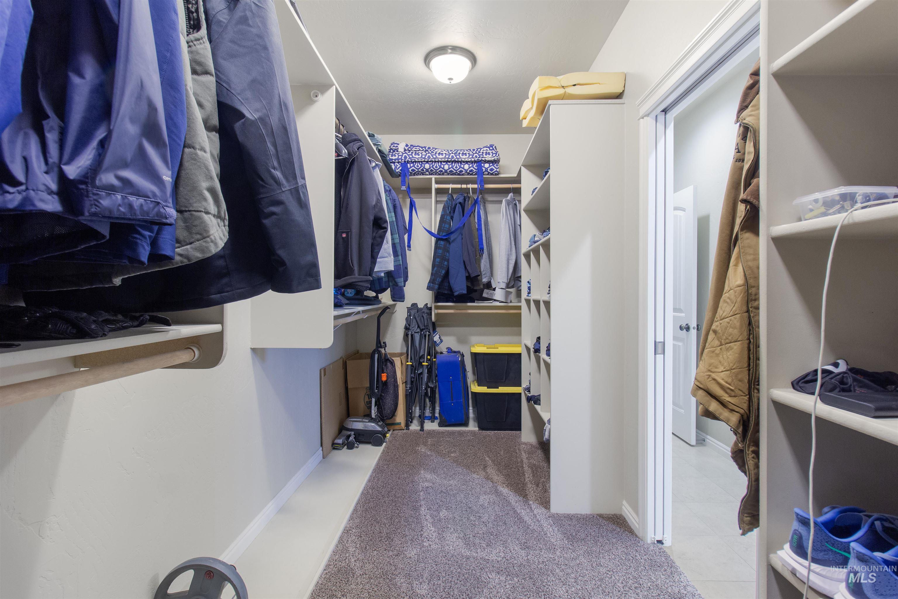 595 I B Perrine Rd, Twin Falls, Idaho 83301-3038, 6 Bedrooms, 4 Bathrooms, Residential For Sale, Price $699,999, 98983908