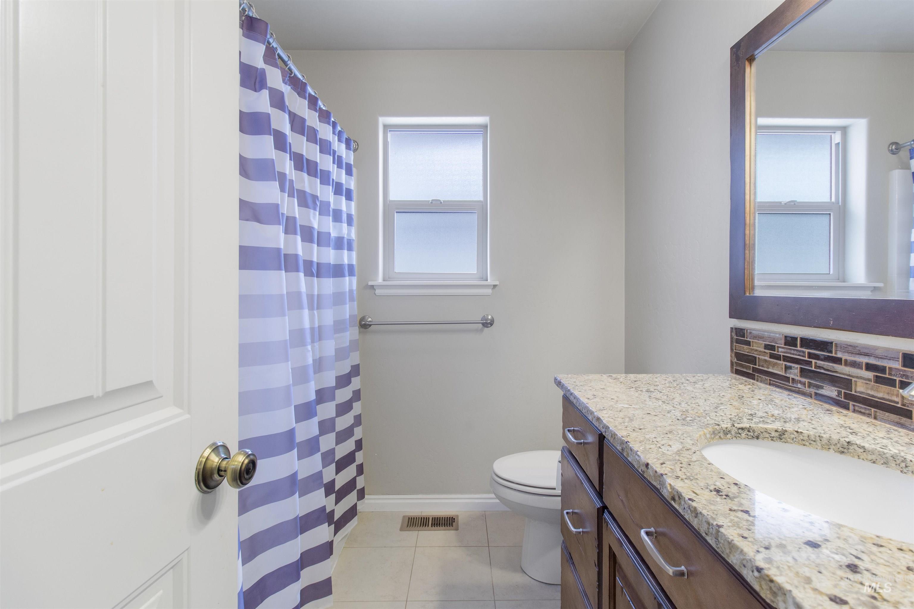 595 I B Perrine Rd, Twin Falls, Idaho 83301-3038, 6 Bedrooms, 4 Bathrooms, Residential For Sale, Price $699,999, 98983908