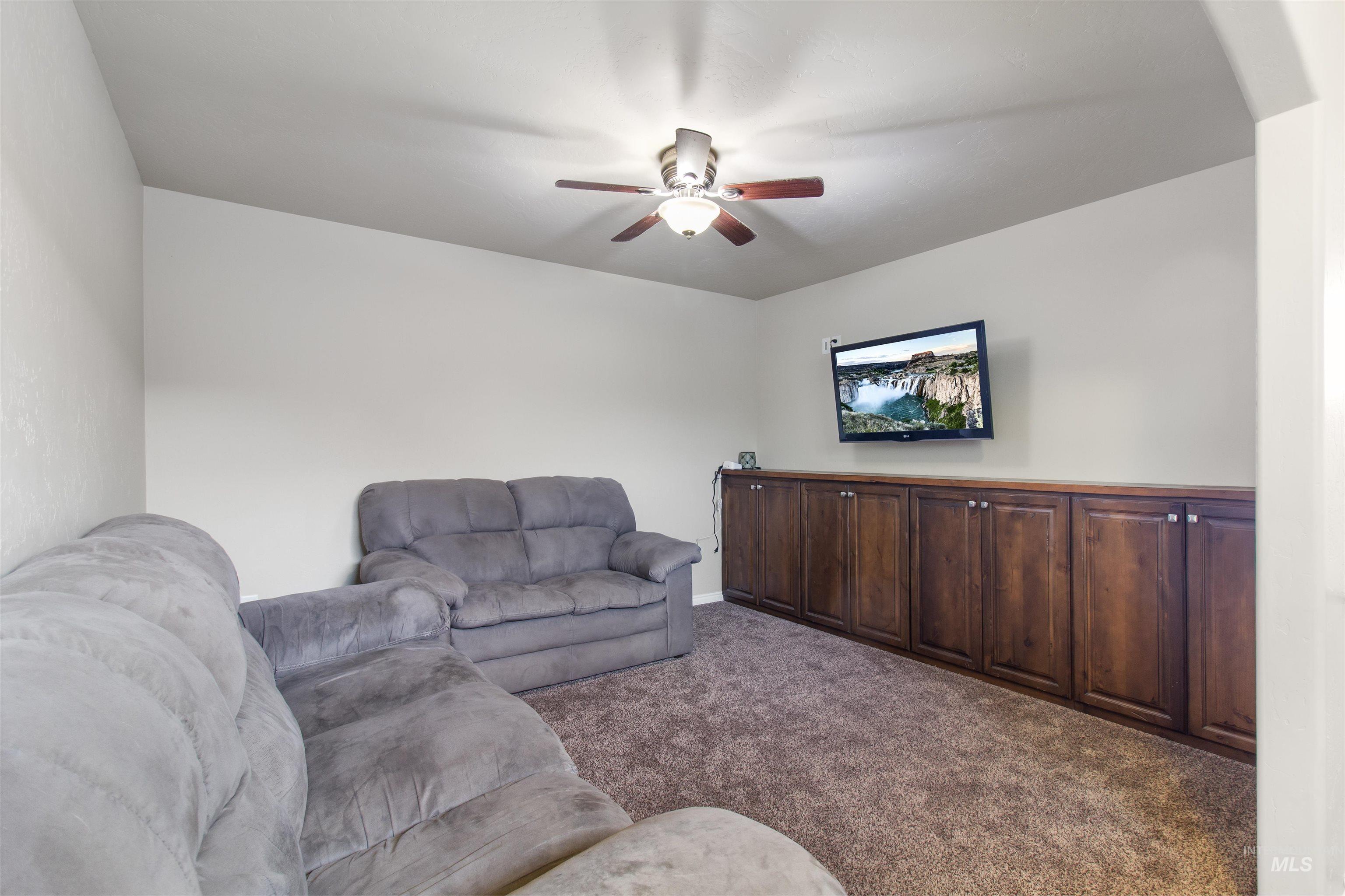 595 I B Perrine Rd, Twin Falls, Idaho 83301-3038, 6 Bedrooms, 4 Bathrooms, Residential For Sale, Price $699,999, 98983908