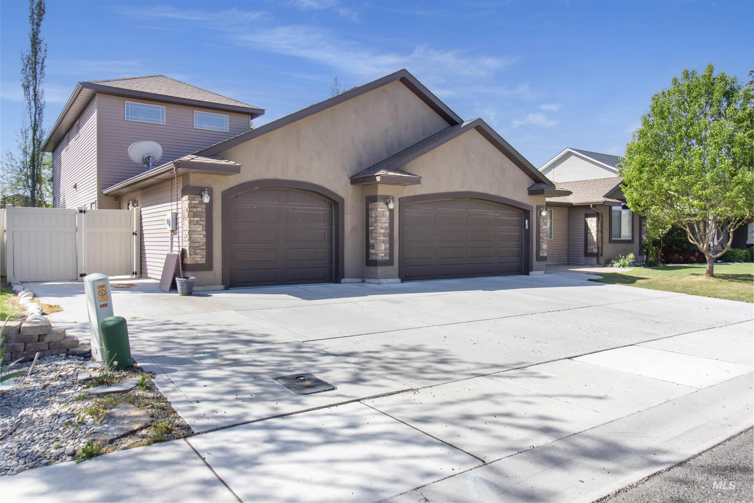 595 I B Perrine Rd, Twin Falls, Idaho 83301-3038, 6 Bedrooms, 4 Bathrooms, Residential For Sale, Price $699,999, 98983908