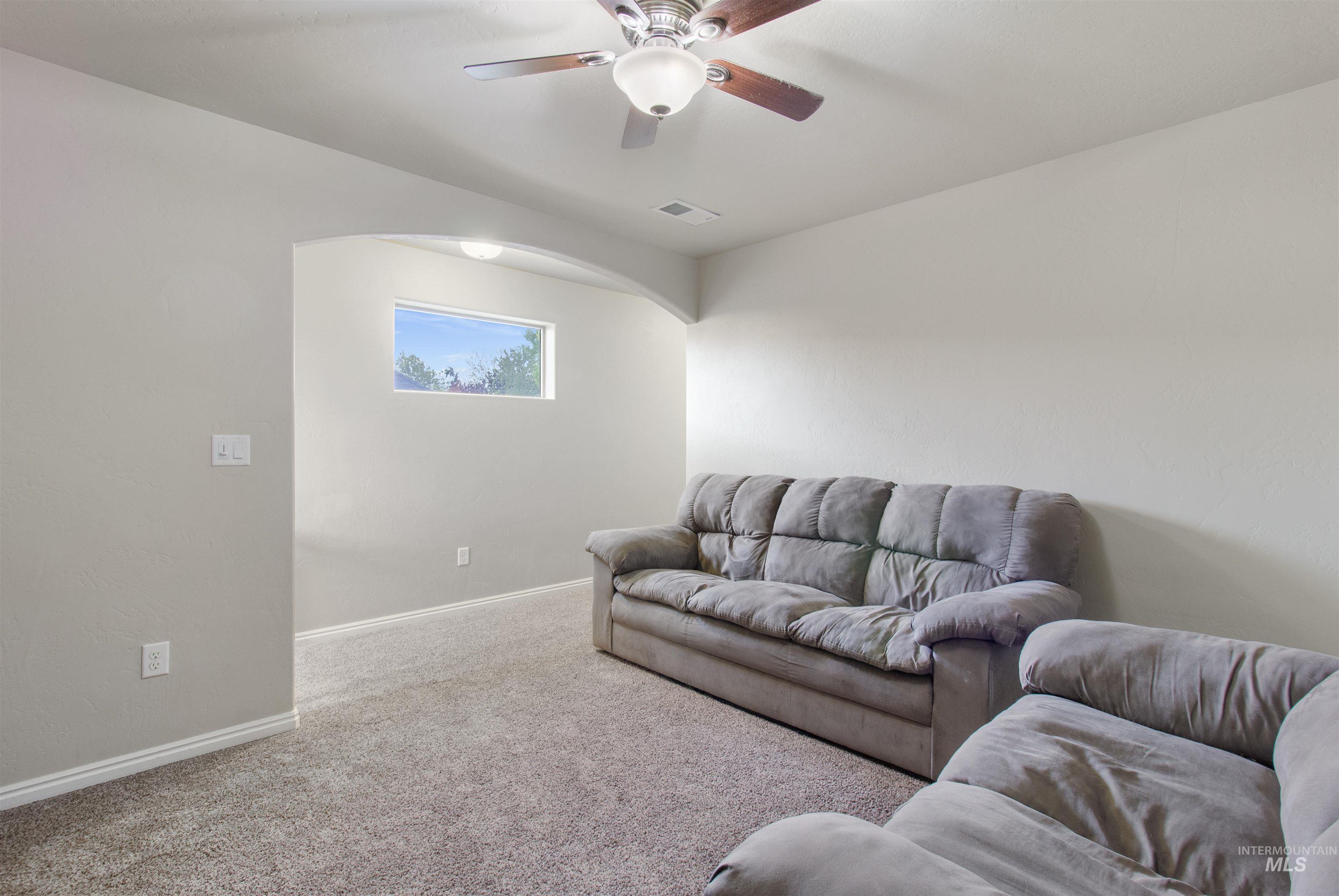 595 I B Perrine Rd, Twin Falls, Idaho 83301-3038, 6 Bedrooms, 4 Bathrooms, Residential For Sale, Price $699,999, 98983908