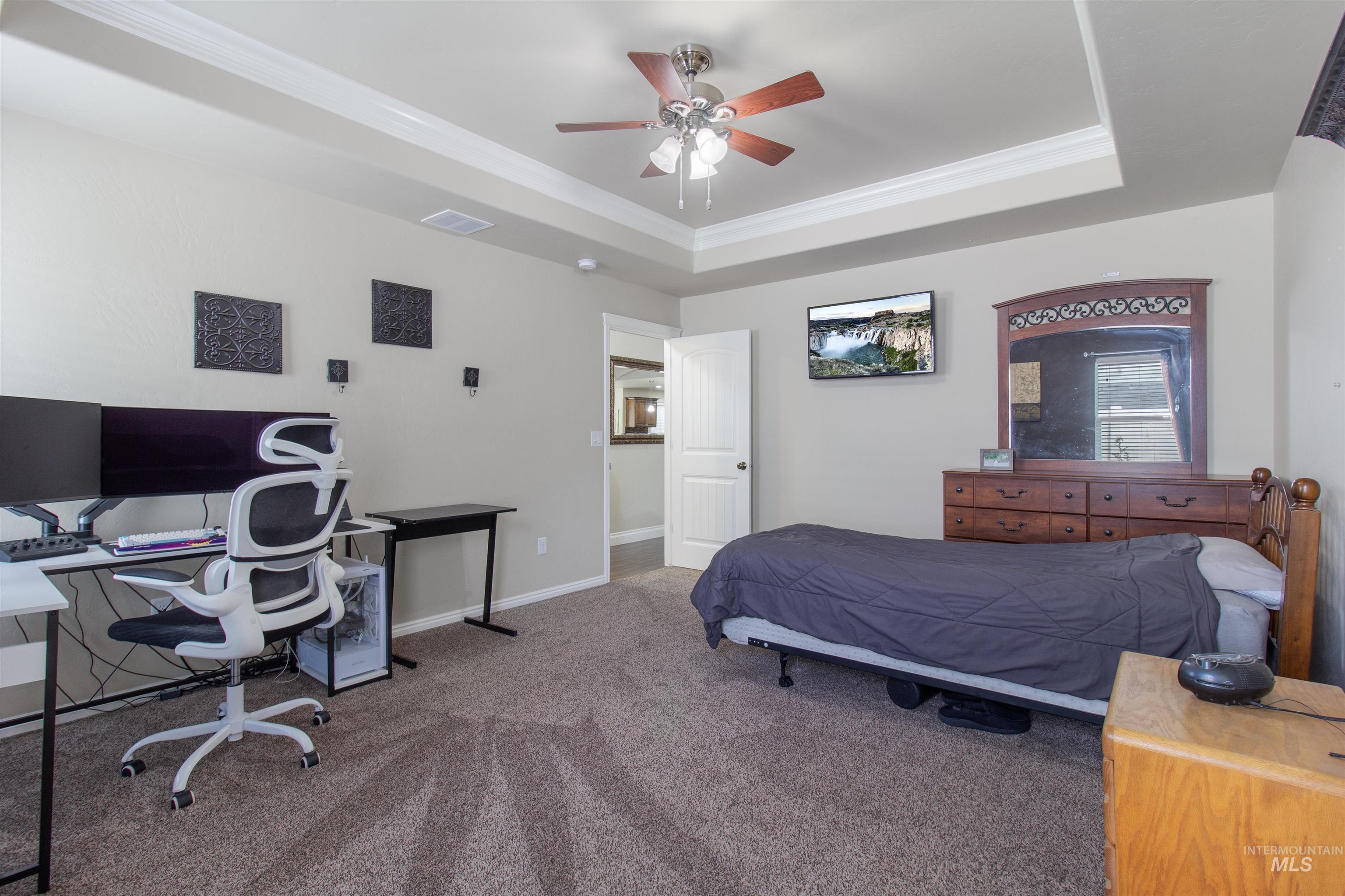 595 I B Perrine Rd, Twin Falls, Idaho 83301-3038, 6 Bedrooms, 4 Bathrooms, Residential For Sale, Price $699,999, 98983908