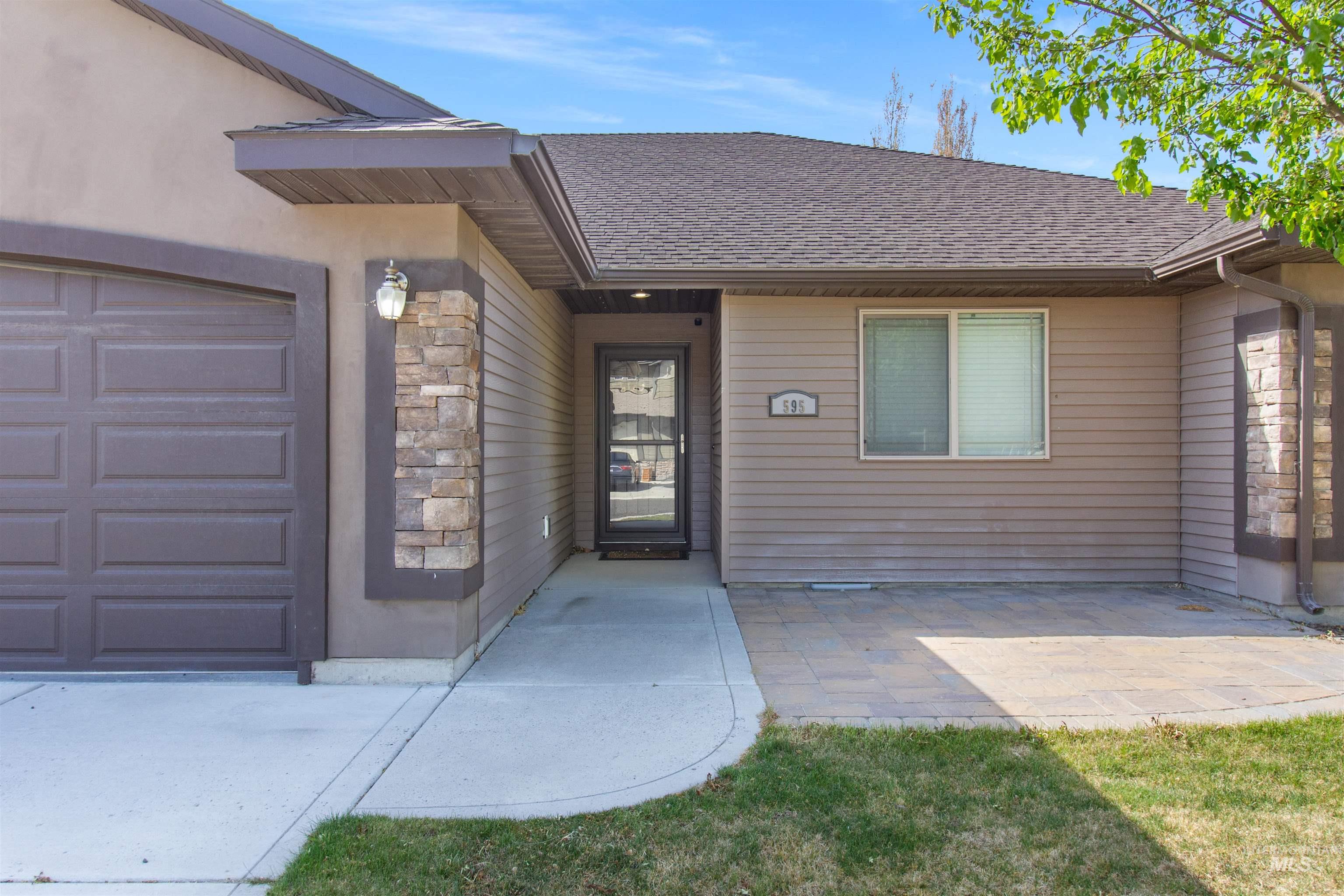 595 I B Perrine Rd, Twin Falls, Idaho 83301-3038, 6 Bedrooms, 4 Bathrooms, Residential For Sale, Price $699,999, 98983908