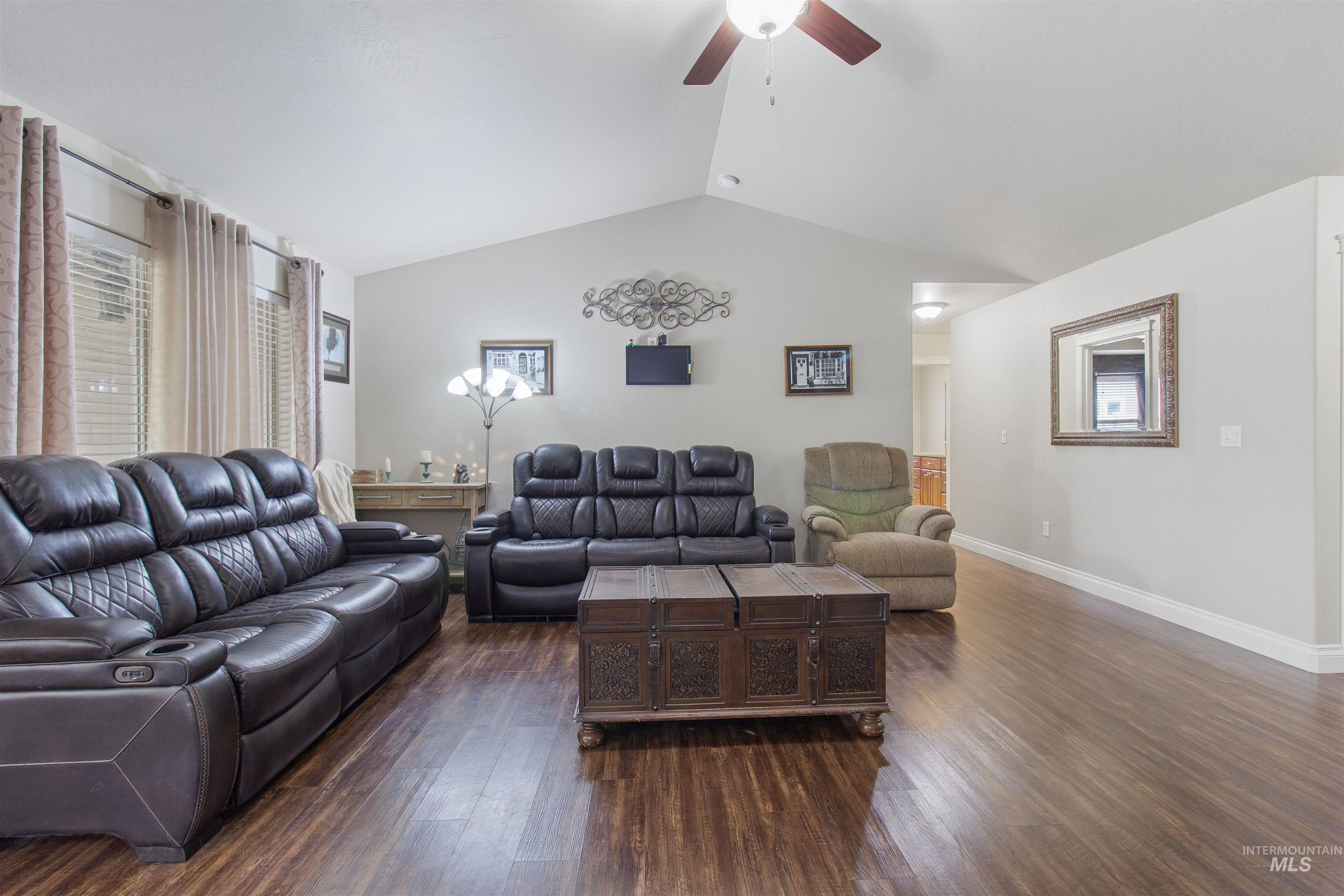 595 I B Perrine Rd, Twin Falls, Idaho 83301-3038, 6 Bedrooms, 4 Bathrooms, Residential For Sale, Price $699,999, 98983908