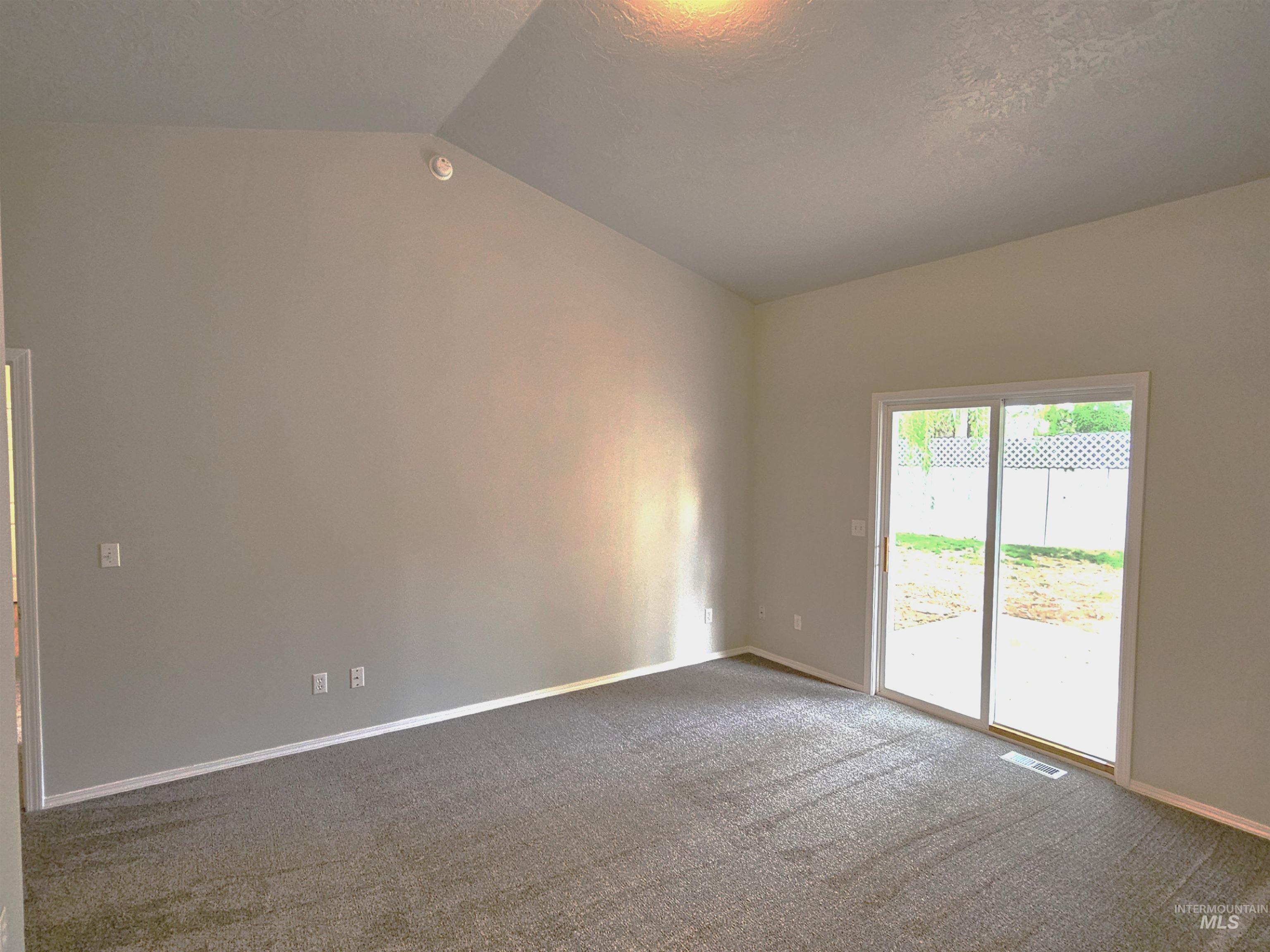 924 E Hawk St., Meridian, Idaho 83646, 4 Bedrooms, 2 Bathrooms, Residential For Sale, Price $445,900,MLS 98983910