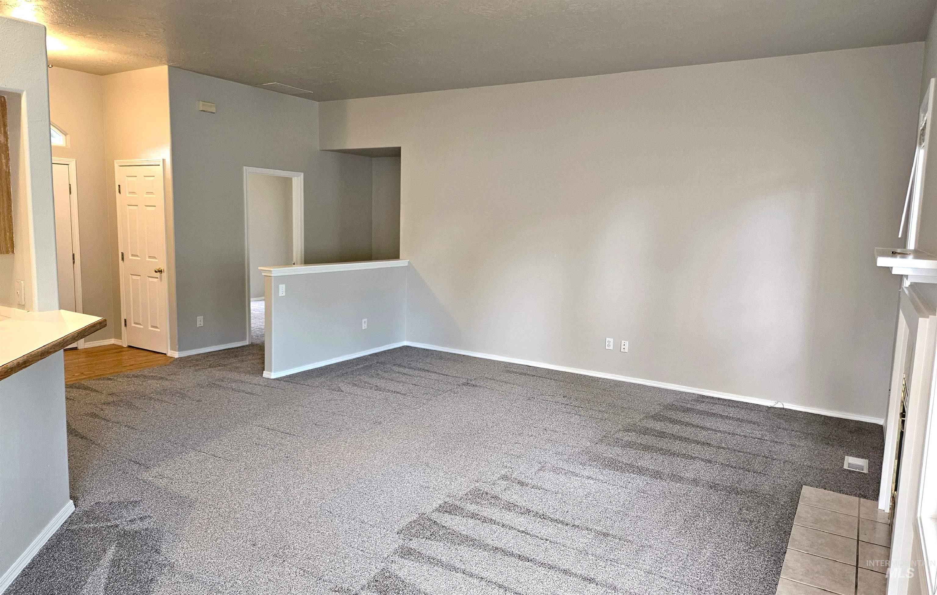 924 E Hawk St., Meridian, Idaho 83646, 4 Bedrooms, 2 Bathrooms, Residential For Sale, Price $445,900,MLS 98983910