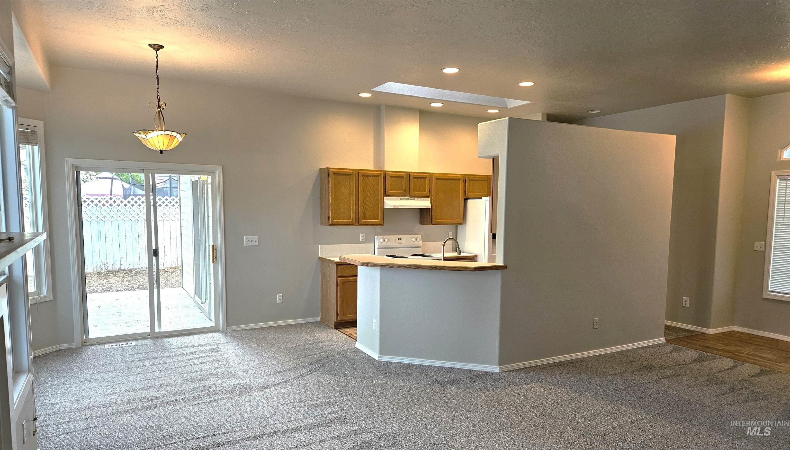 924 E Hawk St., Meridian, Idaho 83646, 4 Bedrooms, 2 Bathrooms, Residential For Sale, Price $445,900,MLS 98983910