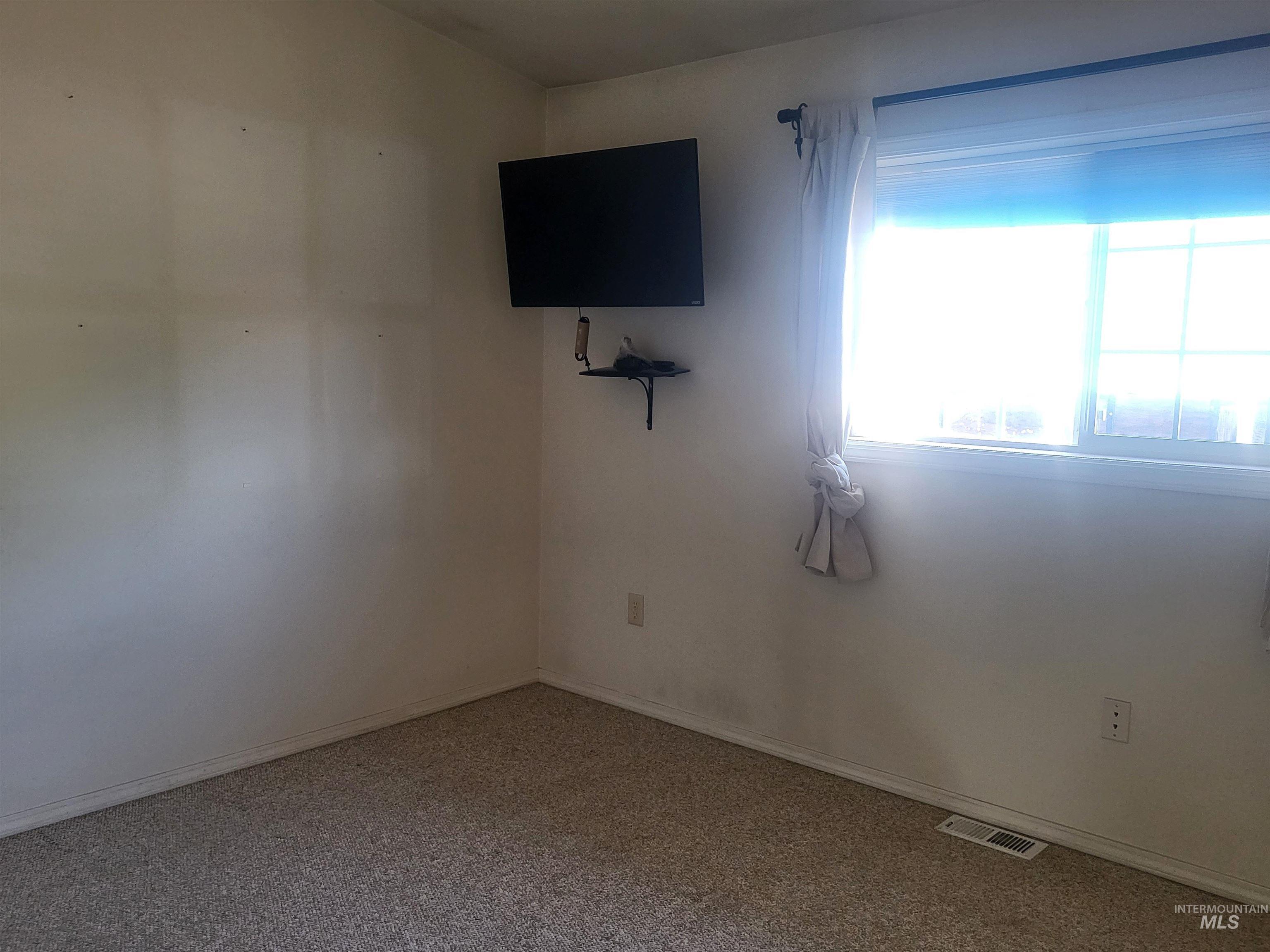 1224 9th St, Clarkston, Washington 99403, 2 Bedrooms, 1 Bathroom, Residential For Sale, Price $245,000,MLS 98983911