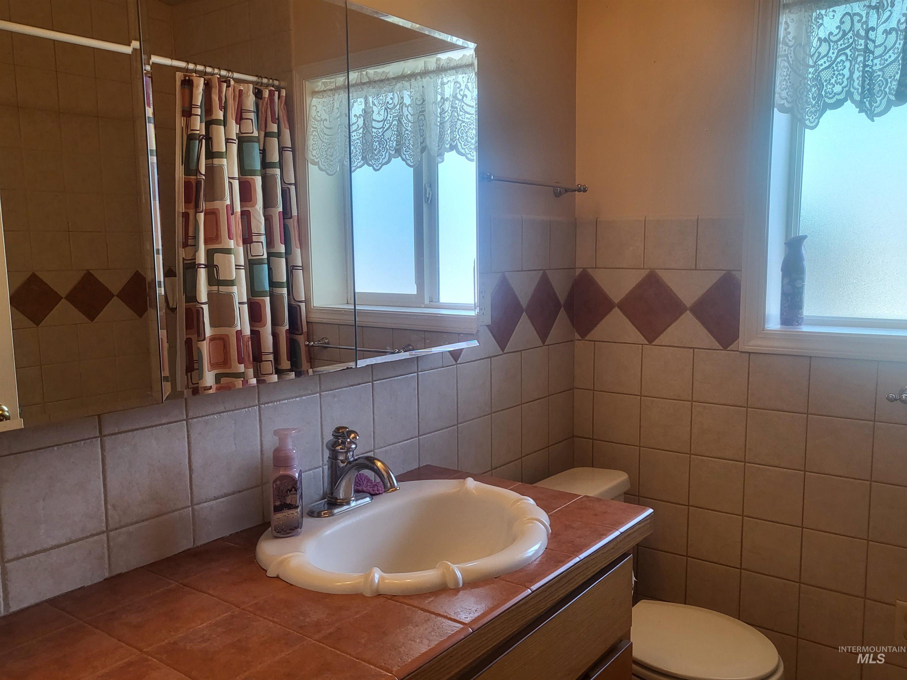 1224 9th St, Clarkston, Washington 99403, 2 Bedrooms, 1 Bathroom, Residential For Sale, Price $245,000,MLS 98983911